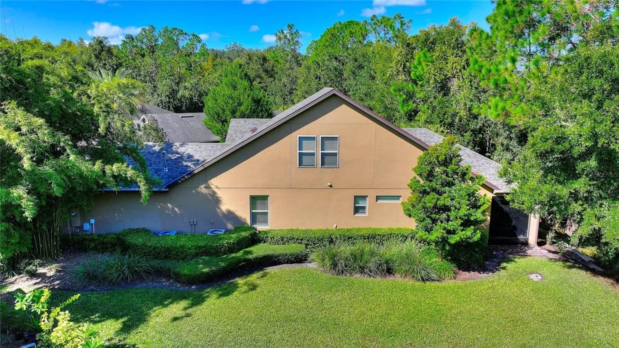 Property Slideshow image 6 of 86 | 513 san sebastian ct, Davenport, FL, 33837