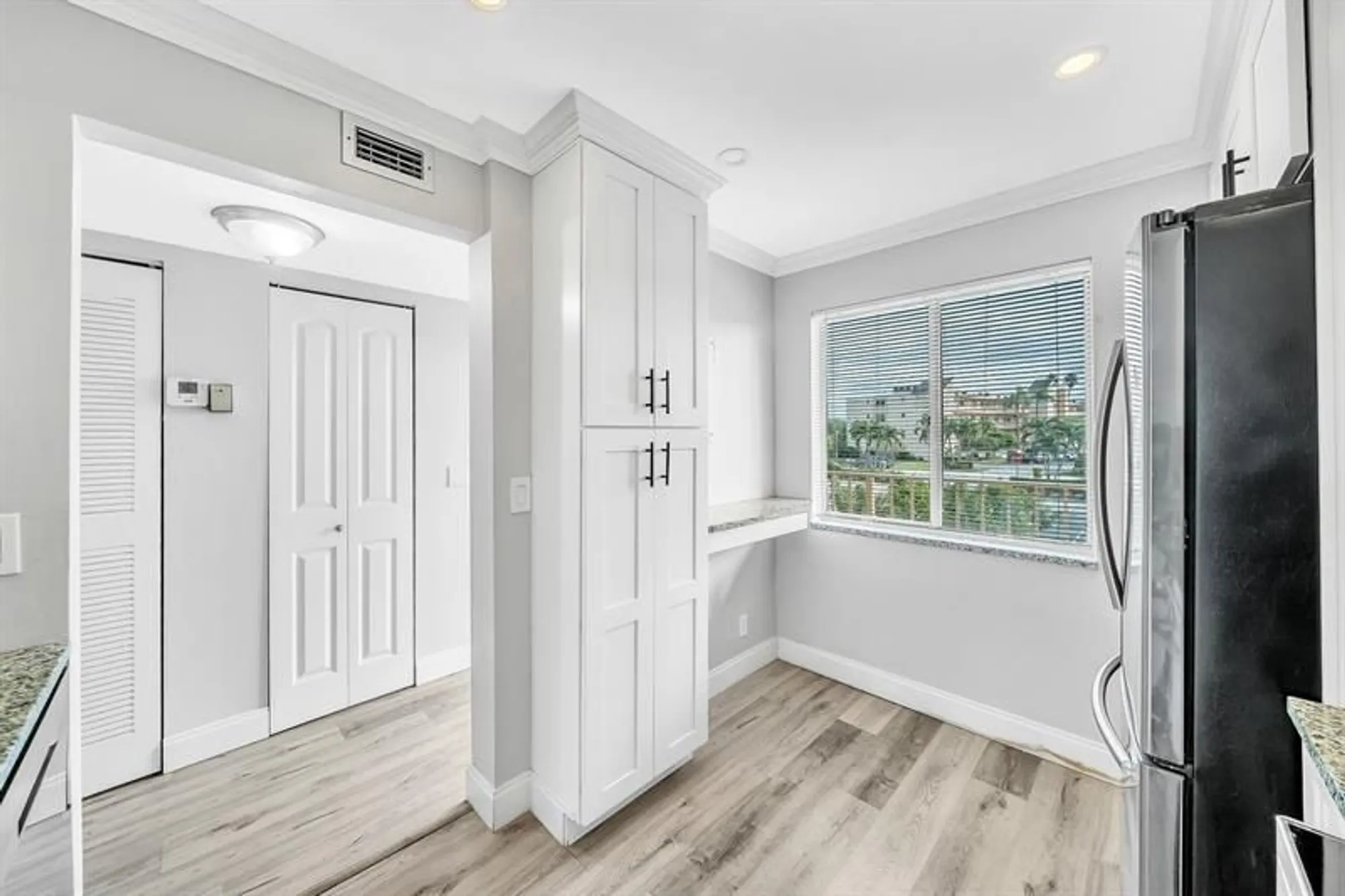 Property Slideshow image 8 of 51 | 14307 bedford dr apt 204, Delray Beach, FL, 33446