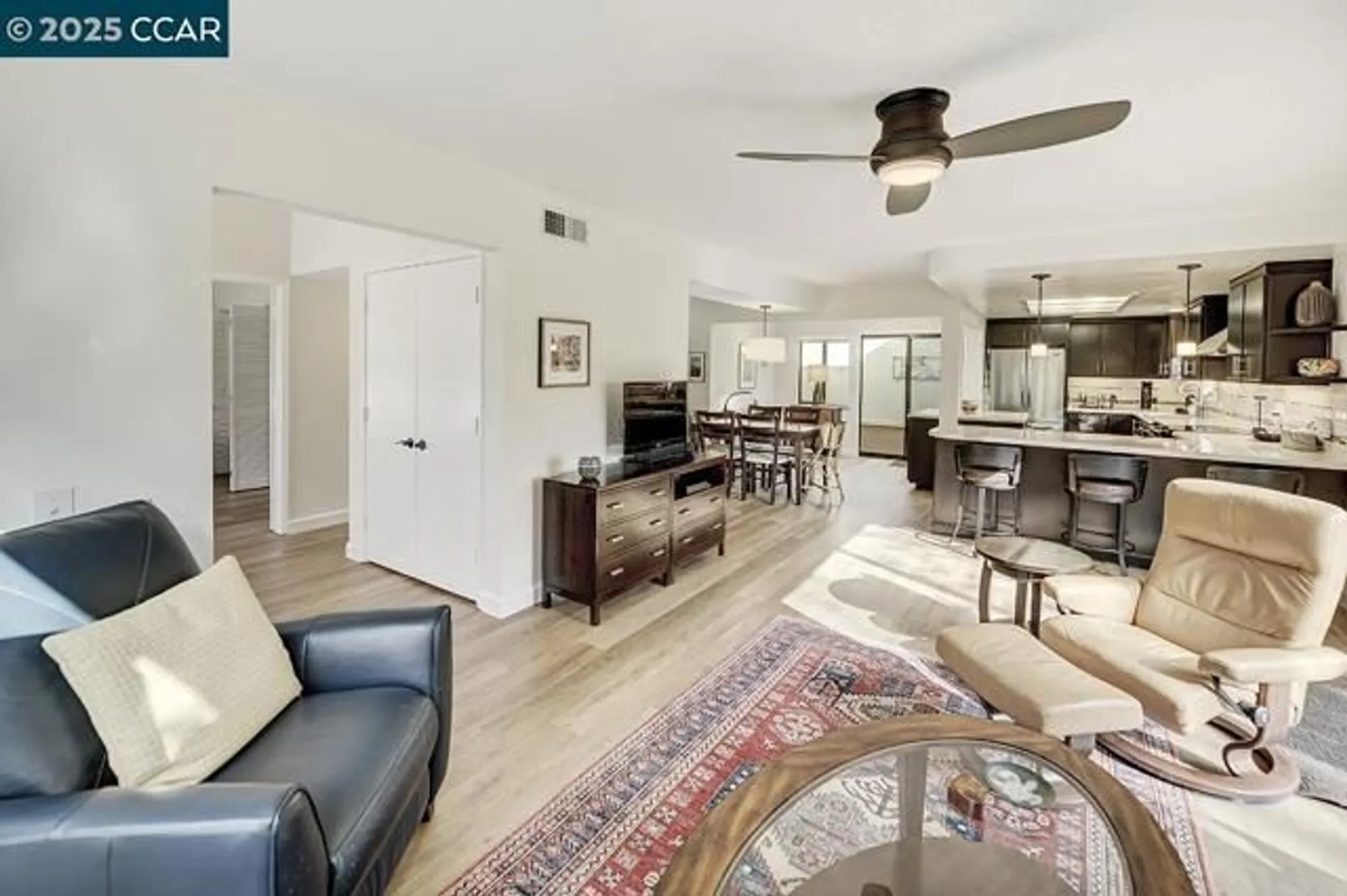 Property Slideshow image 7 of 50 | 1809 golden rain rd apt 4, Walnut Creek, CA, 94595