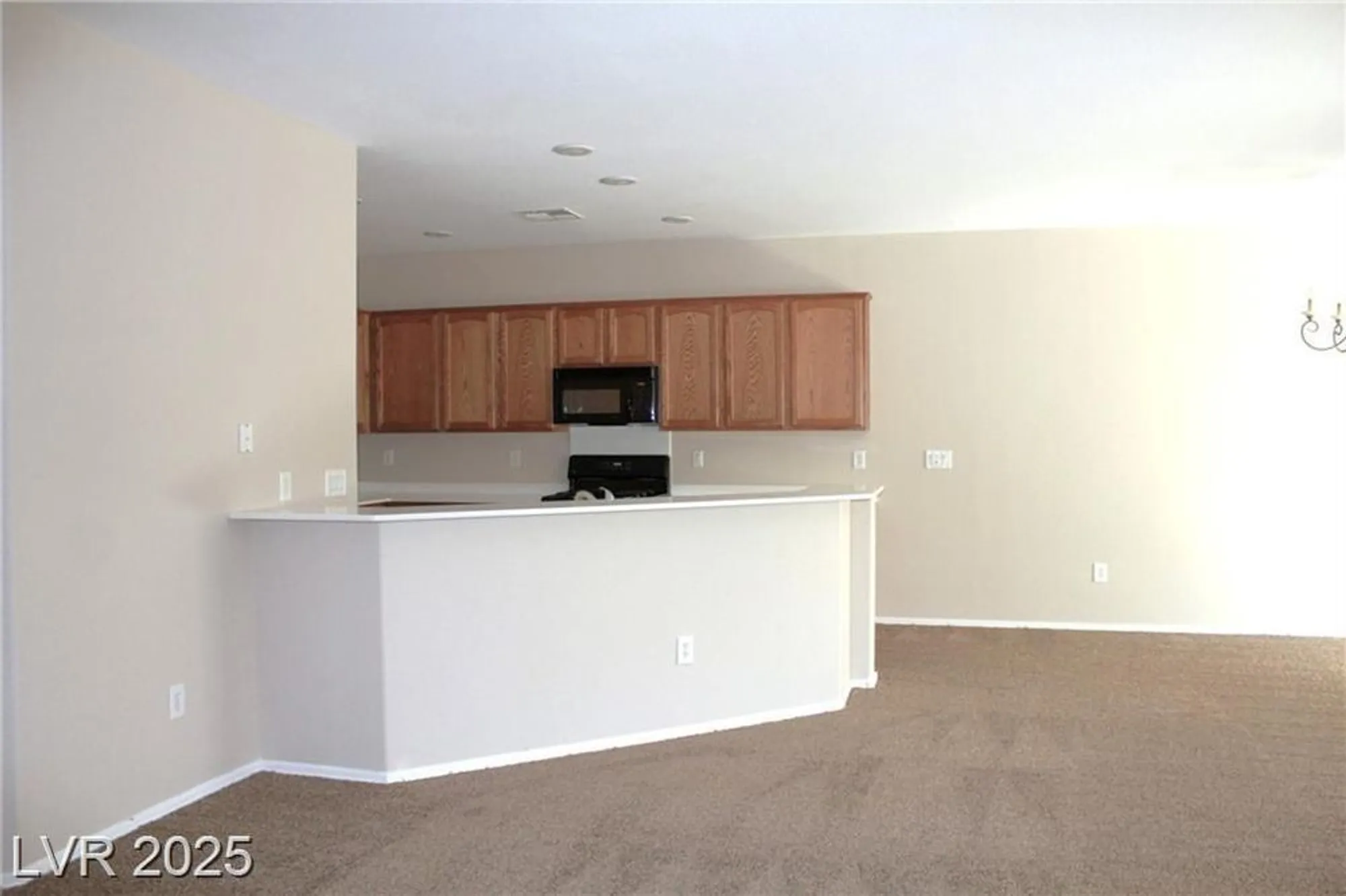 Property Slideshow image 11 of 20 | 2212 sawtooth mountain dr, Henderson, NV, 89044