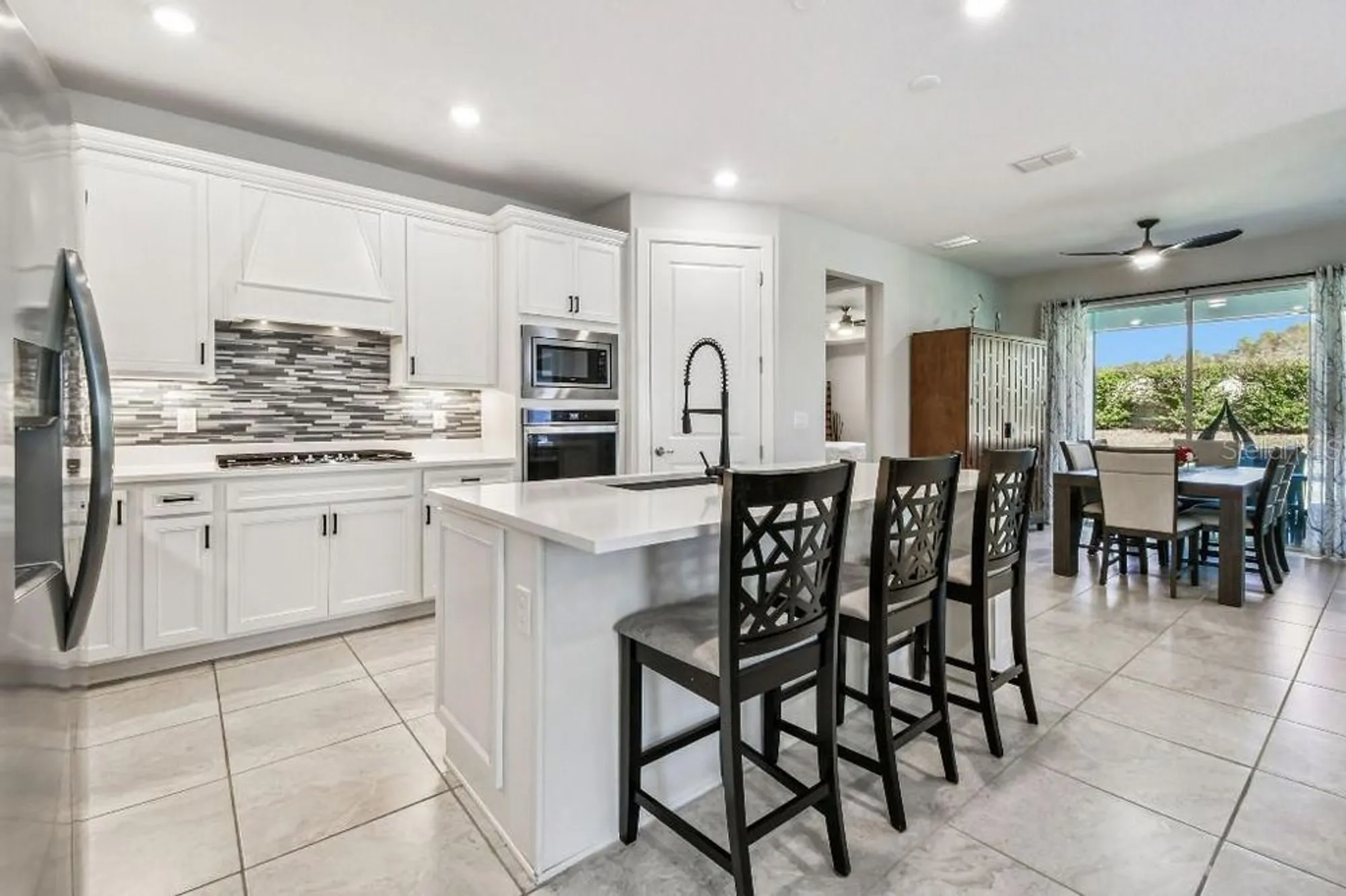 Property Slideshow image 9 of 49 | 20057 sea glass cir, Land O Lakes, FL, 34638