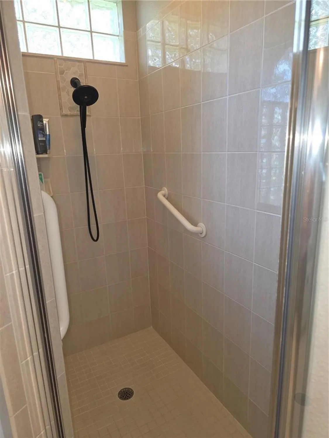 Property Slideshow image 19 of 32 | 9257 bonnie cove dr, Weeki Wachee, FL, 34613