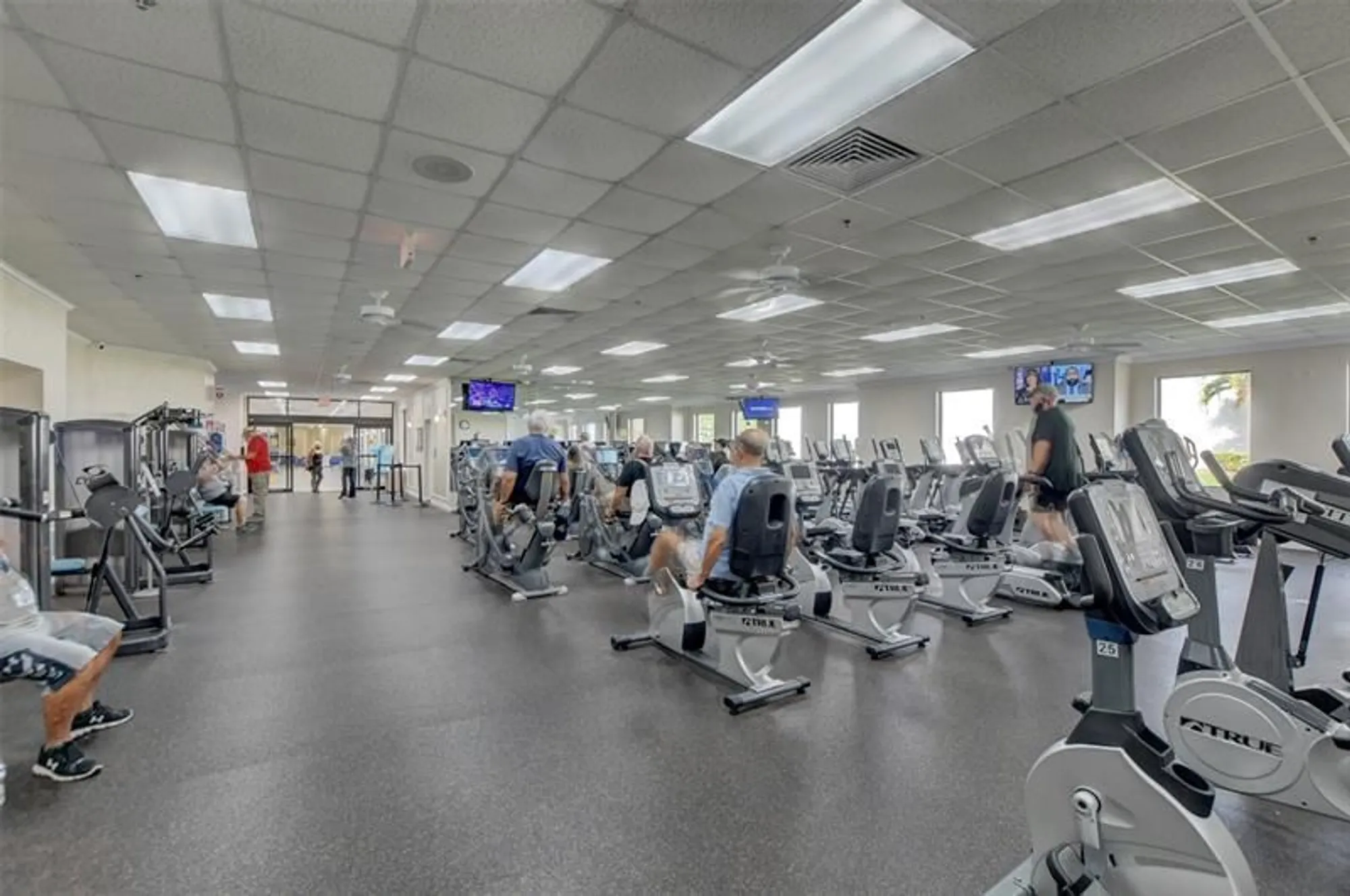 Property Slideshow image 16 of 39 | 3057 harwood e unit e, Deerfield Beach, FL, 33442