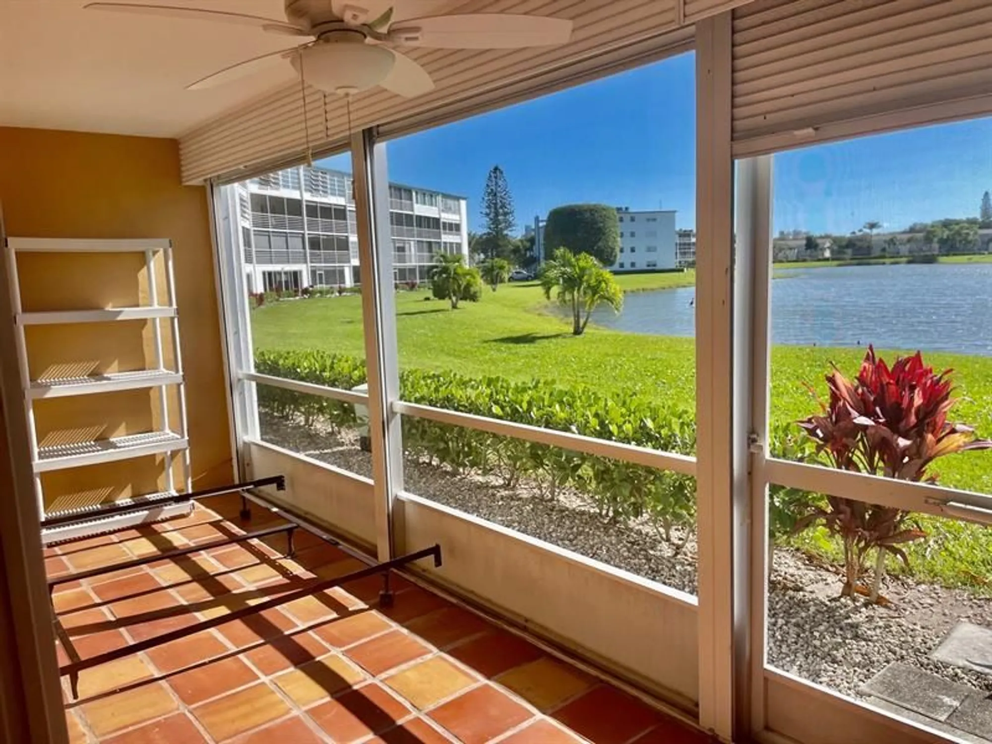 Property Slideshow image 14 of 17 | 1058 exeter d # 1058, Boca Raton, FL, 33434