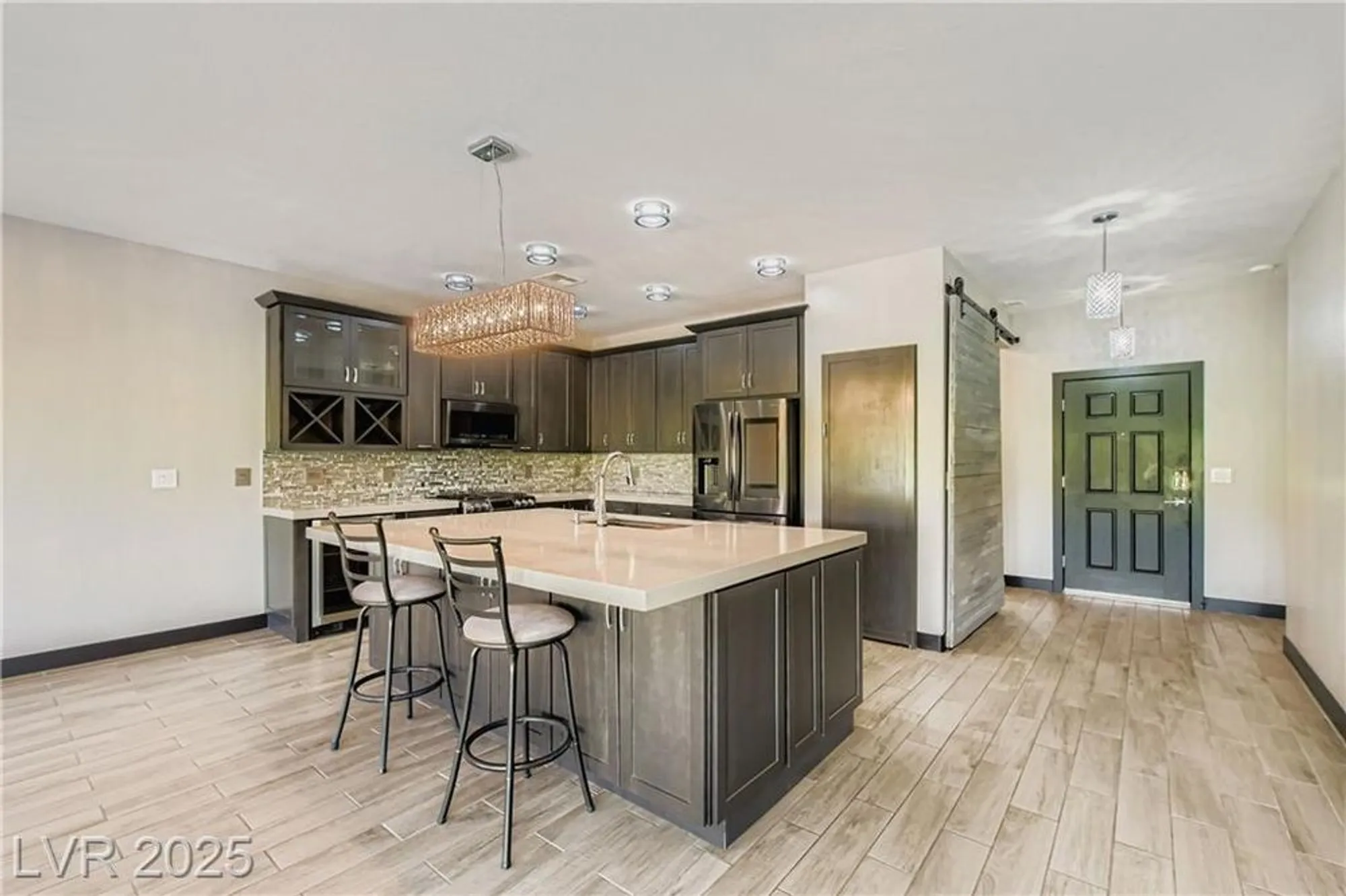 Property Slideshow image 10 of 53 | 7469 crested quail st, North Las Vegas, NV, 89084