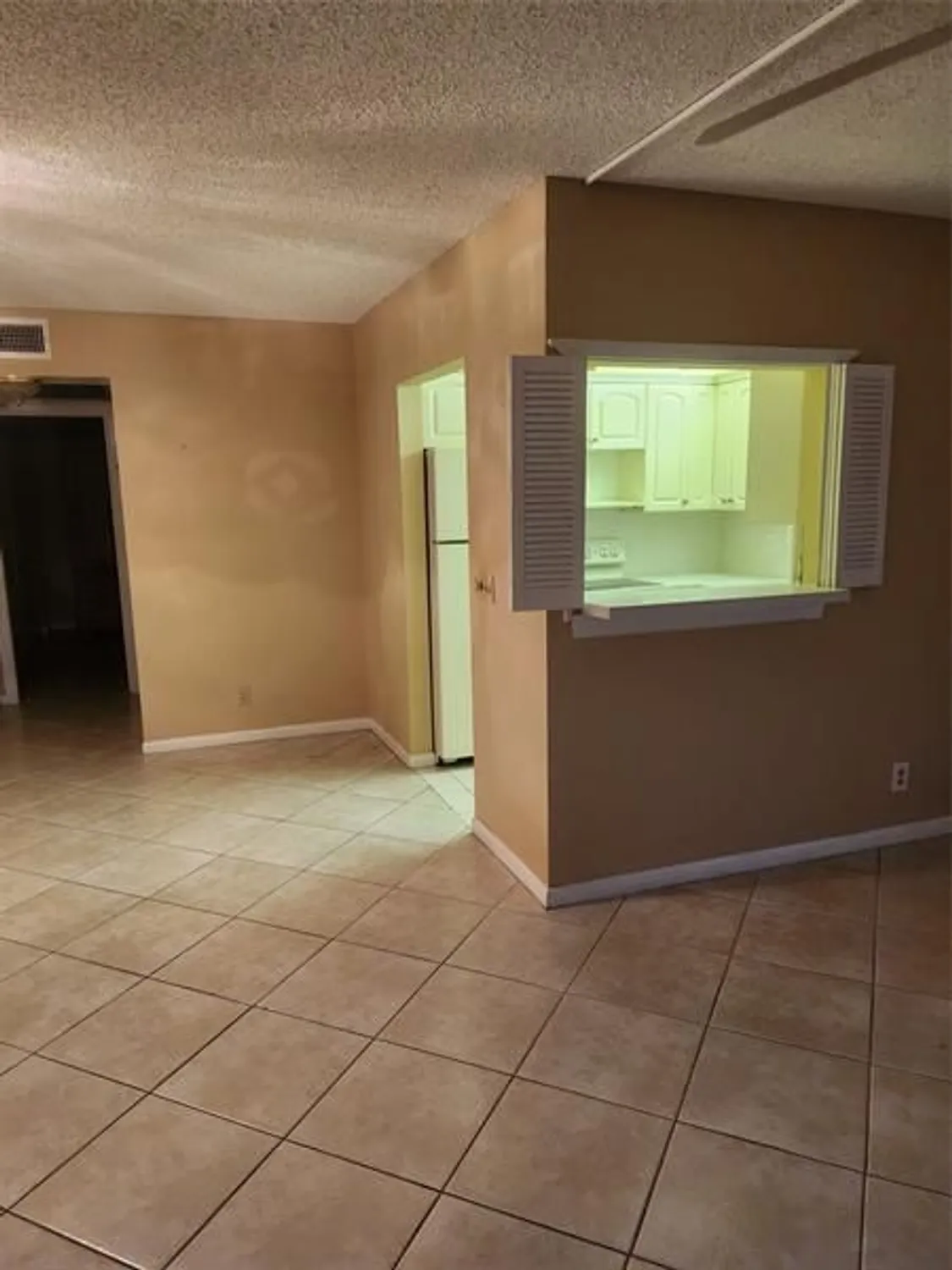 Property Slideshow image 4 of 40 | 104 westbury e unit e, Deerfield Beach, FL, 33442