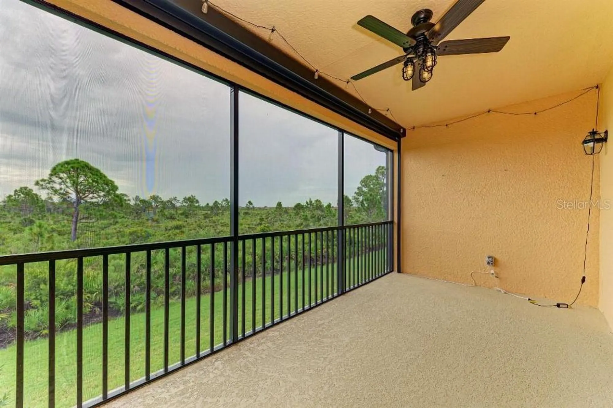 Property Slideshow image 27 of 42 | 10043 crooked creek dr unit 202, Venice, FL, 34293