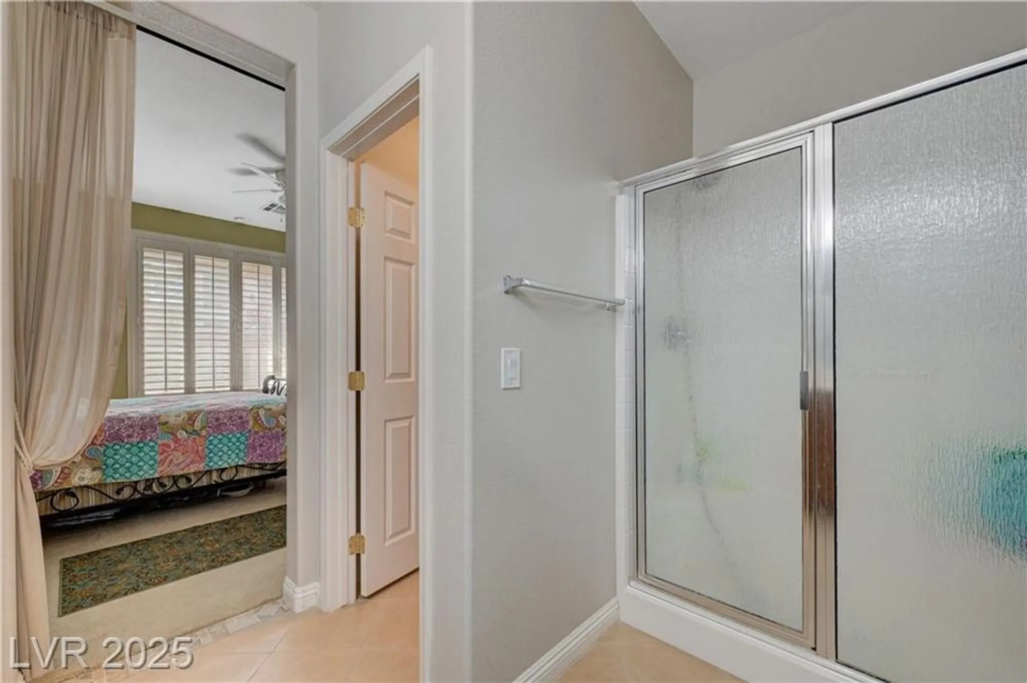 Property Slideshow image 33 of 99 | 10241 premia pl, Las Vegas, NV, 89135