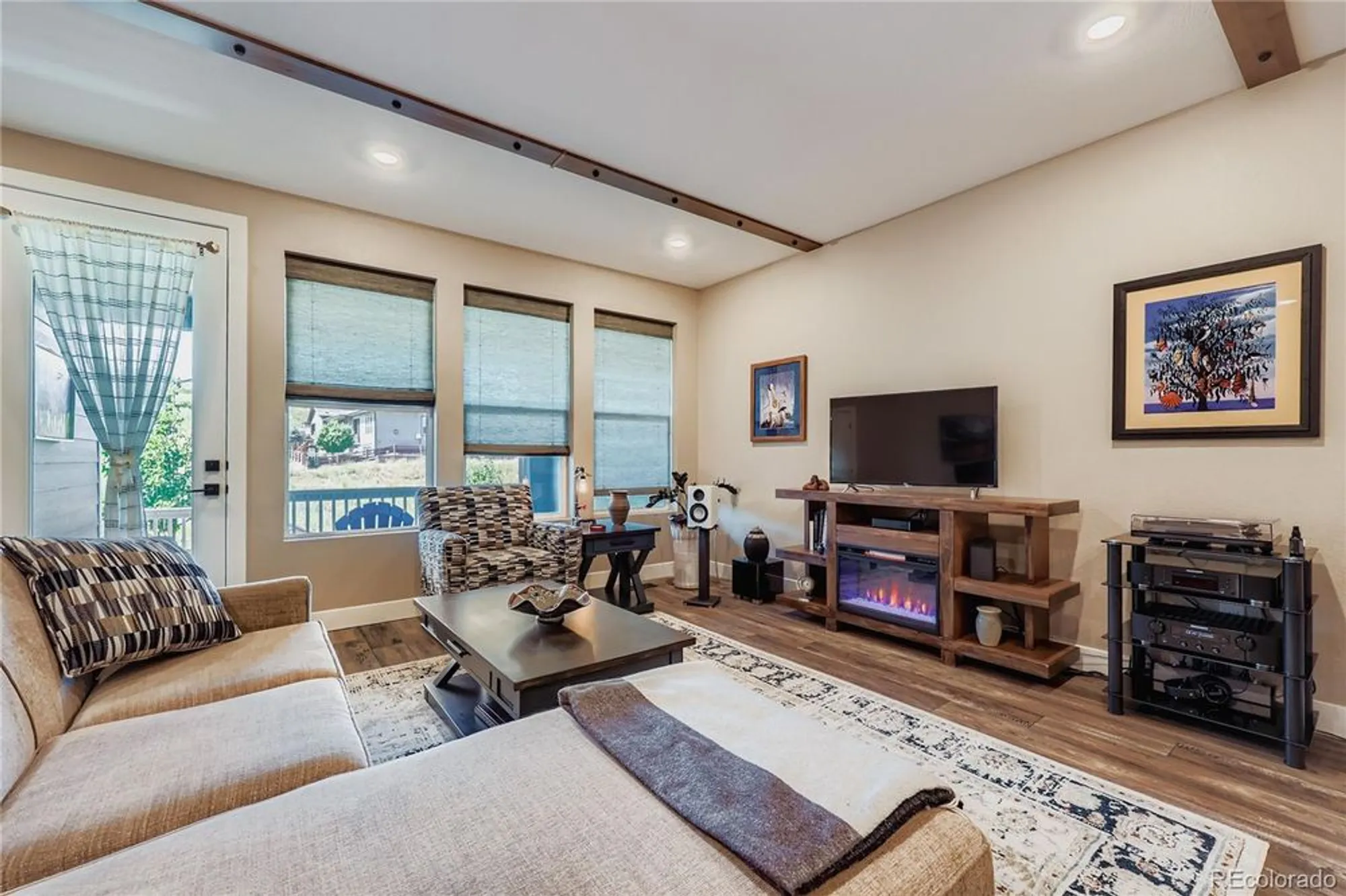 Property Slideshow image 9 of 29 | 487 hideaway ct, Castle Rock, CO, 80104