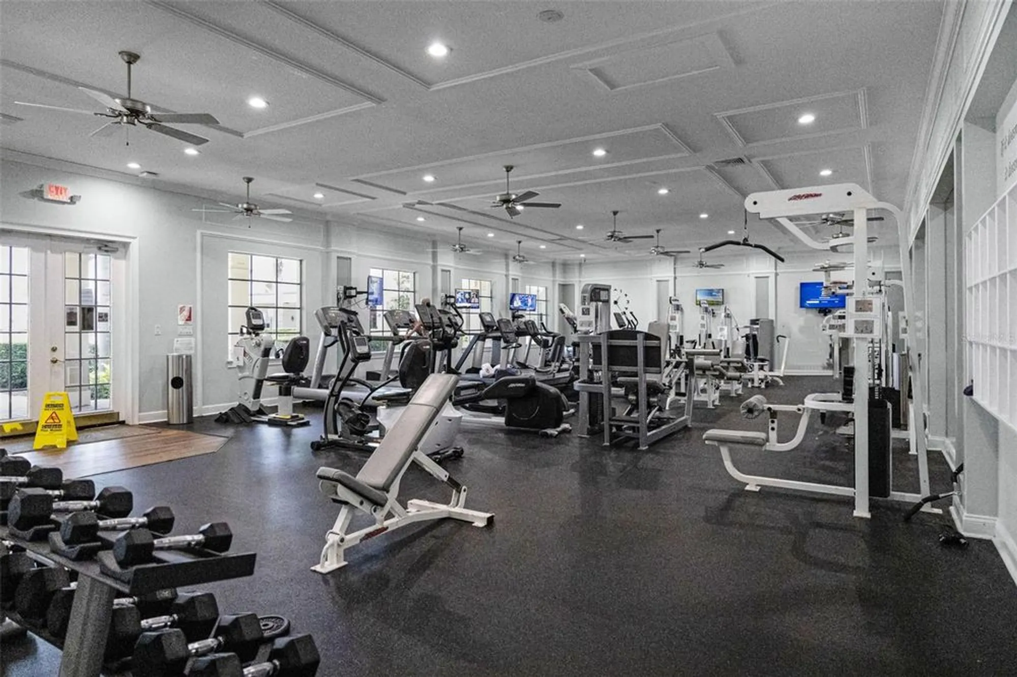 Property Slideshow image 55 of 63 | 890 summit greens blvd, Clermont, FL, 34711