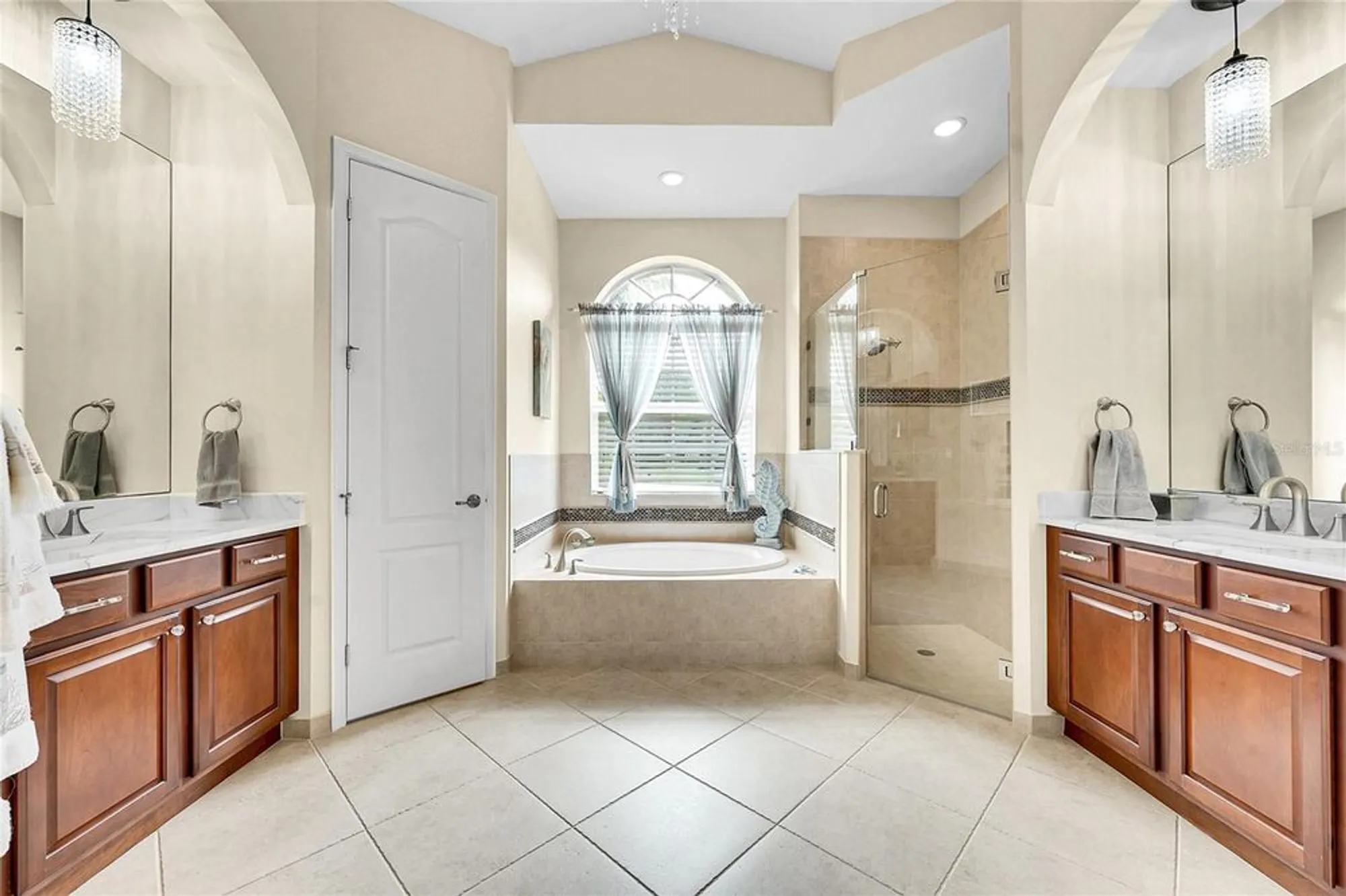 Property Slideshow image 21 of 50 | 2997 conifer dr, Fort Pierce, FL, 34951