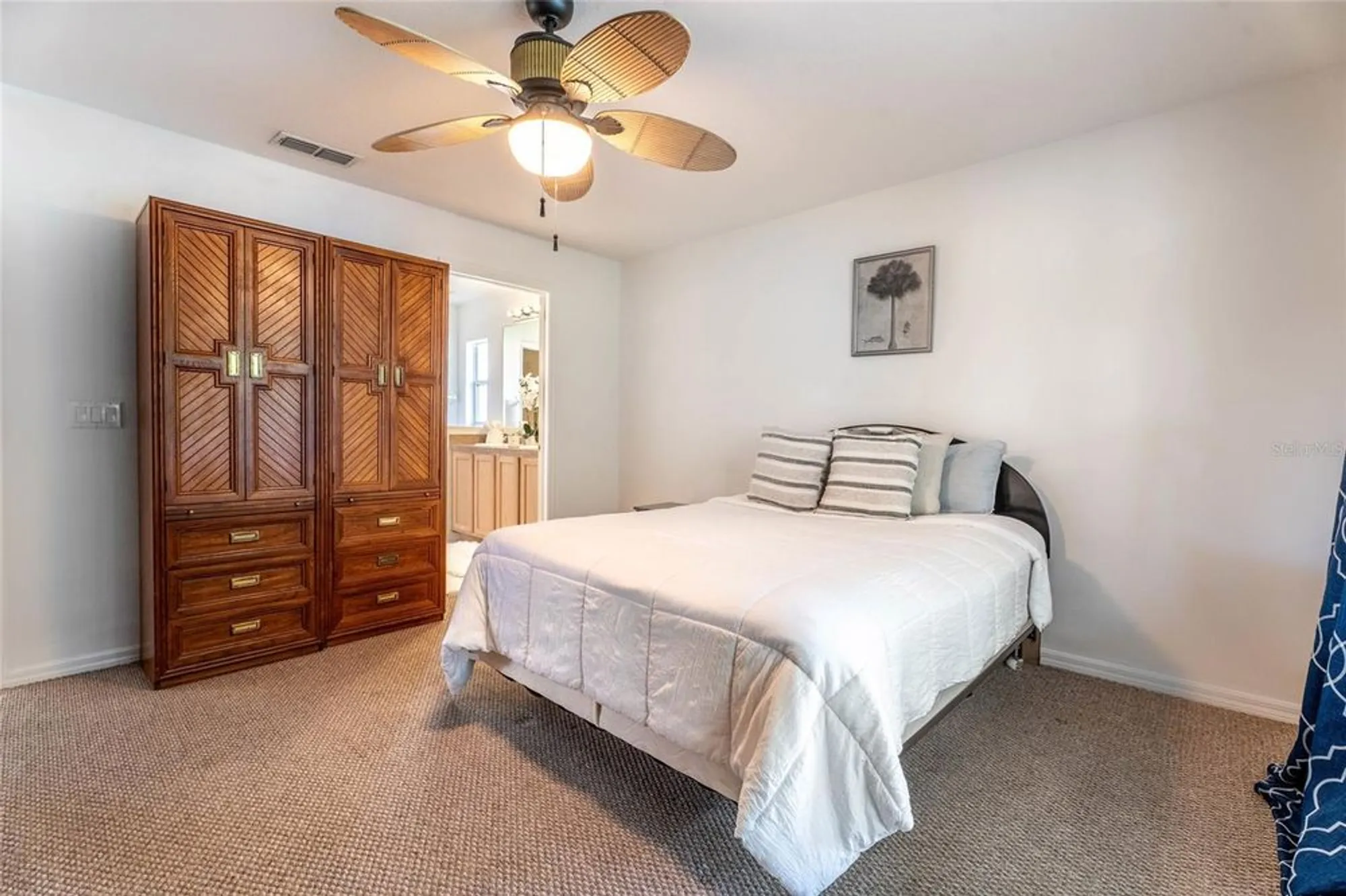 Property Slideshow image 16 of 53 | 151 bell tower xing w, Kissimmee, FL, 34759