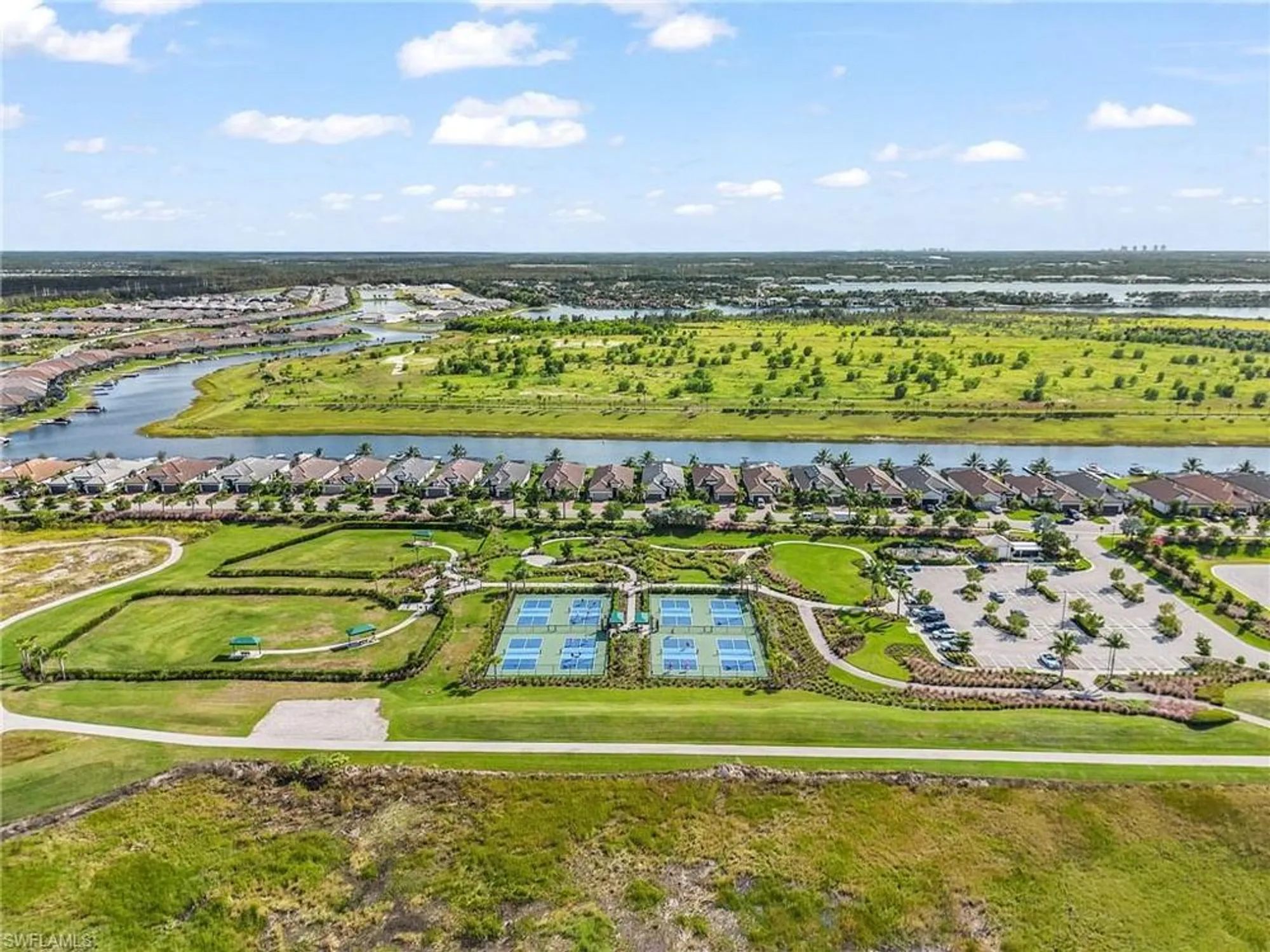 Property Slideshow image 28 of 29 | 17510 caravita ln, Fort Myers, FL, 33913