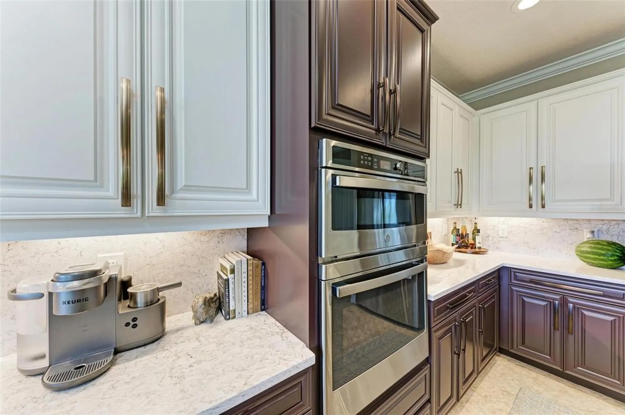 Property Slideshow image 19 of 94 | 7805 heritage grand pl, Bradenton, FL, 34212
