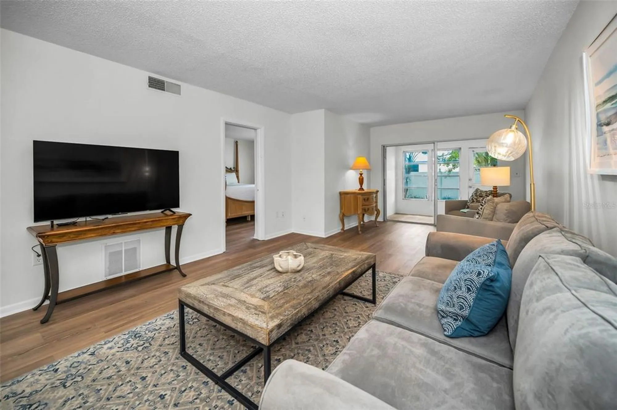 Property Slideshow image 17 of 59 | 970 virginia st 109, Dunedin, FL, 34698