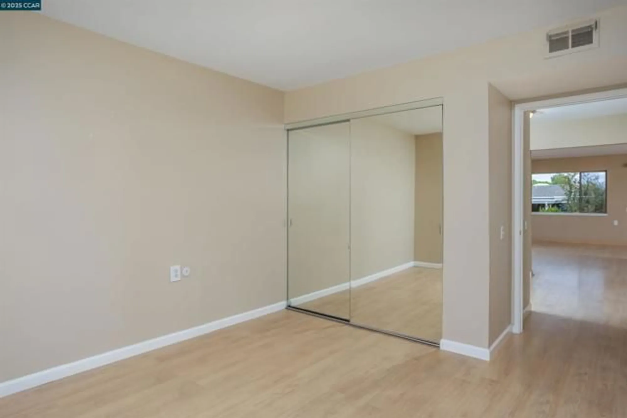 Property Slideshow image 15 of 26 | 1601 canyonwood ct 8, Walnut Creek, CA, 94595