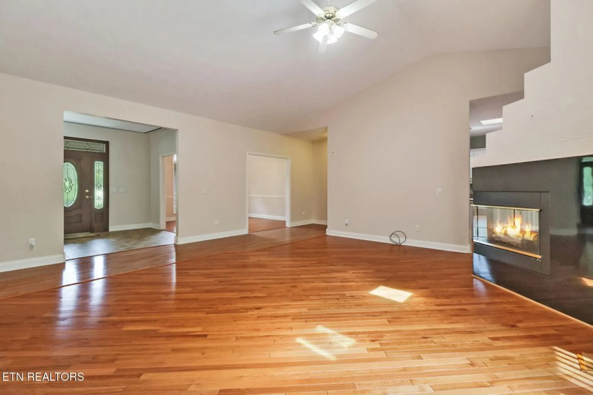 Property Slideshow image 16 of 35 | 163 havenridge cir, Crossville, TN, 38558