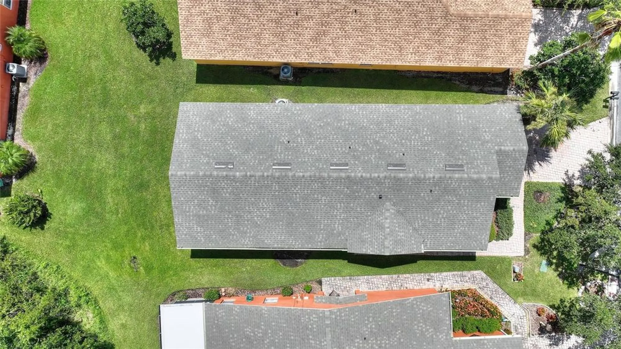 Property Slideshow image 34 of 49 | 504 millifiora ln, Kissimmee, FL, 34759