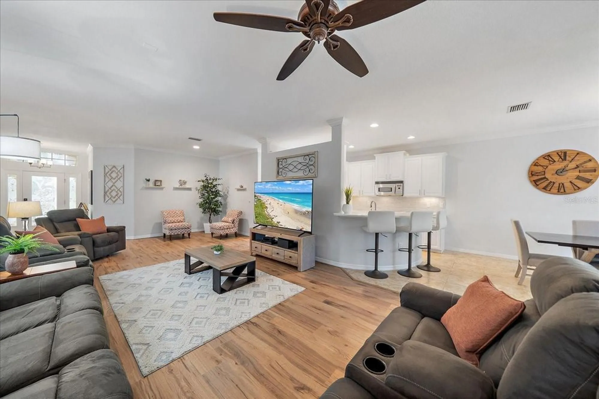 Property Slideshow image 26 of 46 | 131 river enclave ct, Bradenton, FL, 34212