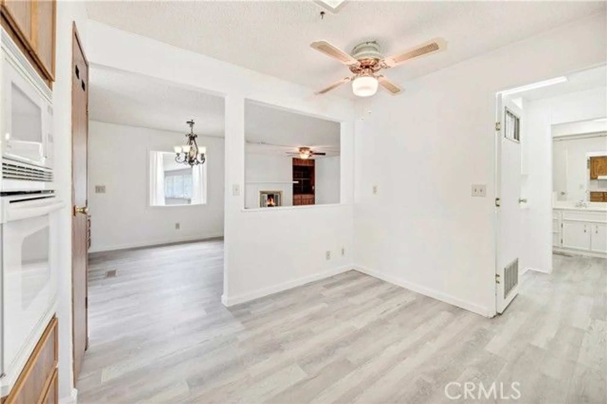 Property Slideshow image 14 of 34 | 2953 manzanita way, Hemet, CA, 92545