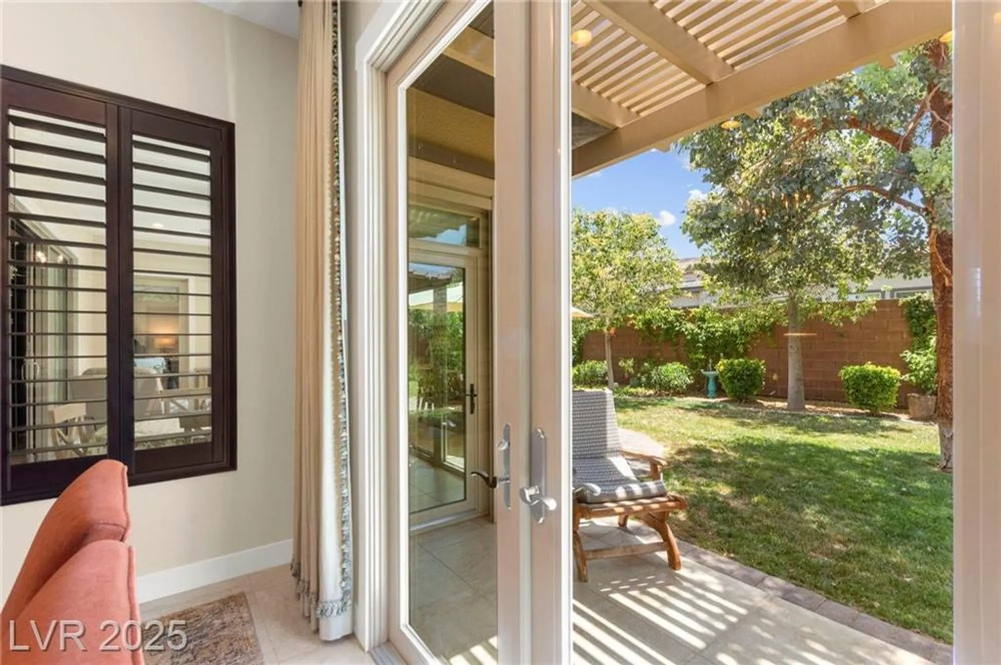 Property Slideshow image 17 of 55 | 6810 silver crescent st, Las Vegas, NV, 89148