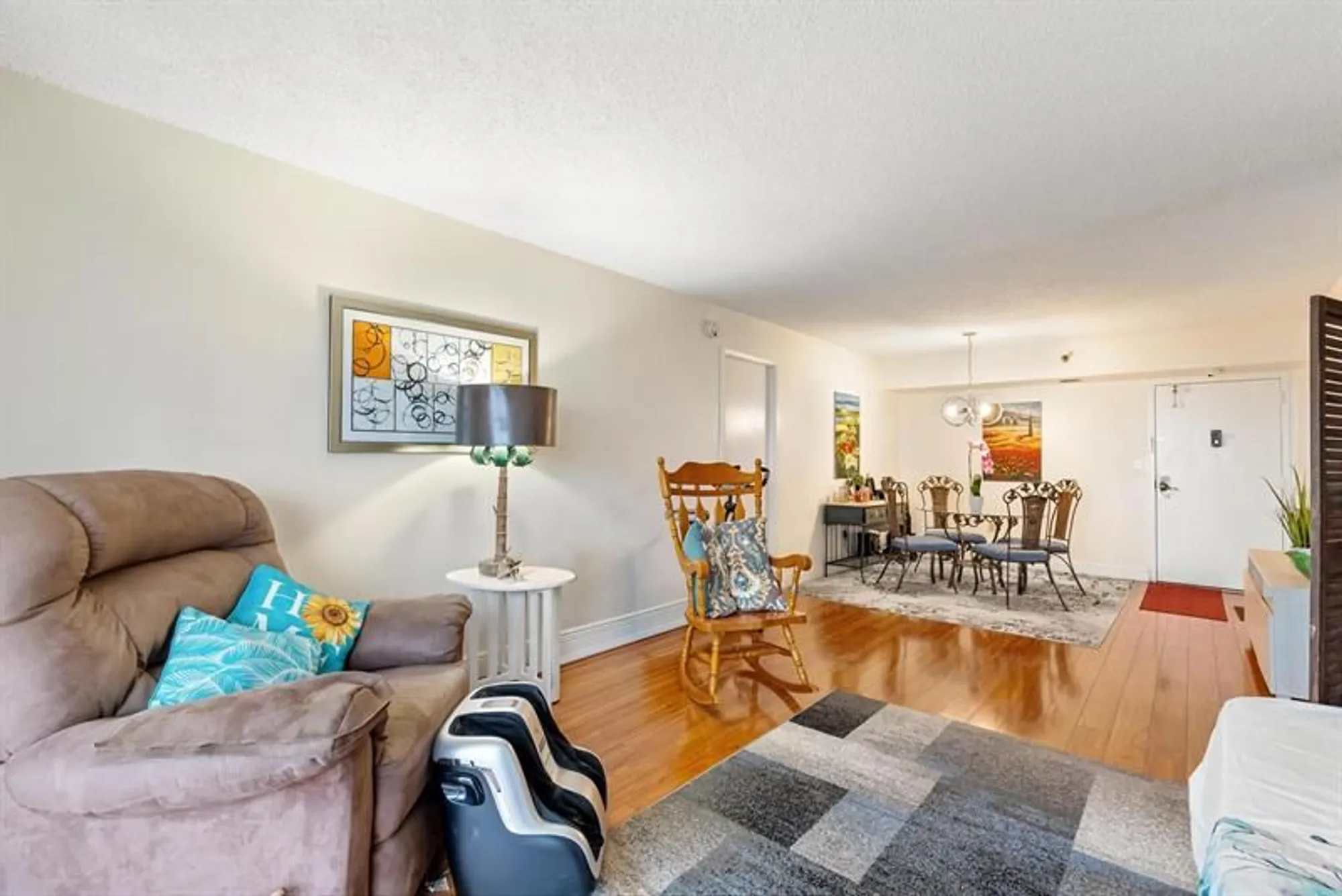 Property Slideshow image 16 of 19 | 1200 saint charles pl ph 21, Pembroke Pines, FL, 33026