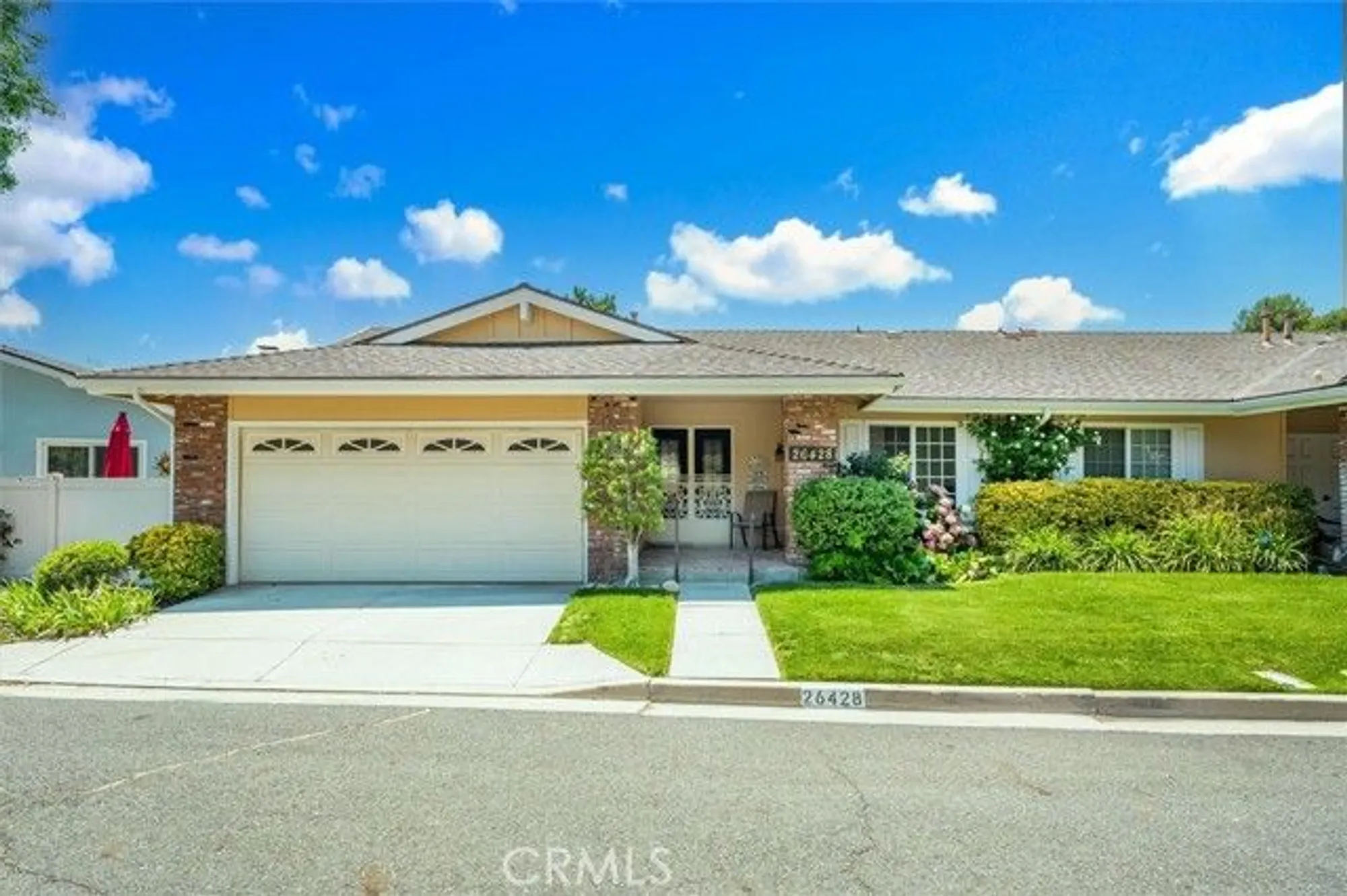 Property Slideshow image 1 of 39 | 26428 circle knoll ct, Newhall, CA, 91321