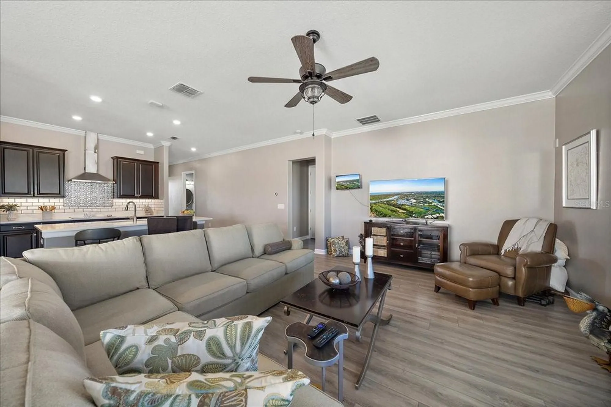 Property Slideshow image 20 of 62 | 16810 scuba crest st, Wimauma, FL, 33598