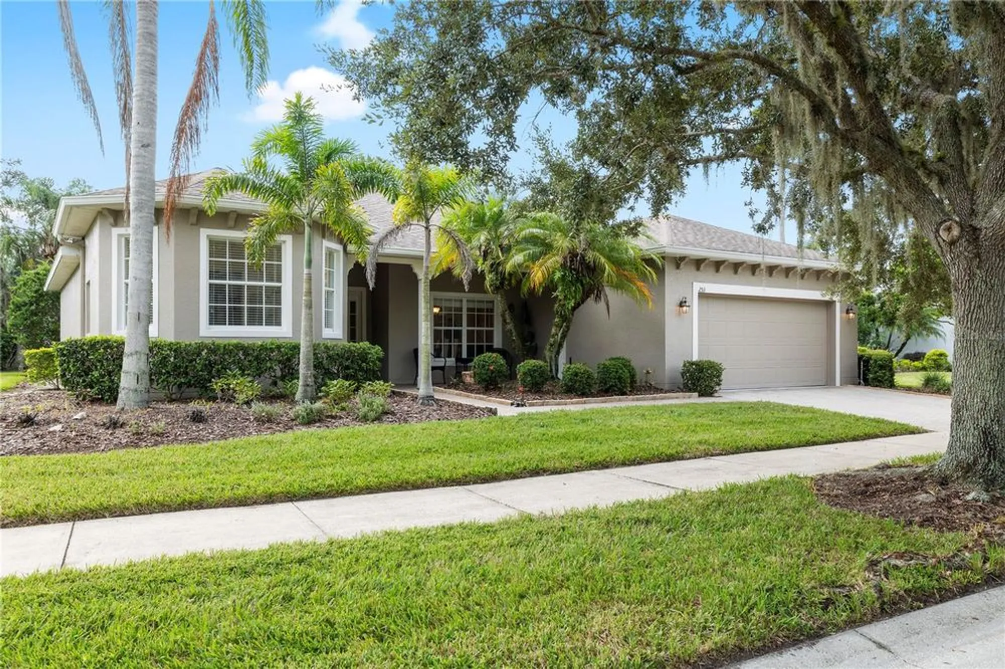 Property Slideshow image 2 of 53 | 253 sand piper dr, Kissimmee, FL, 34759