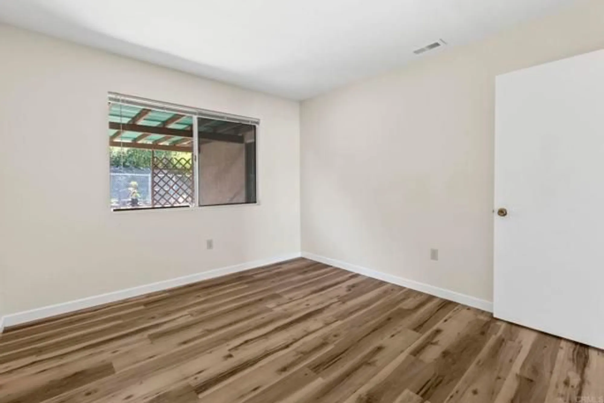 Property Slideshow image 21 of 32 | 1523 temple heights dr, Oceanside, CA, 92056