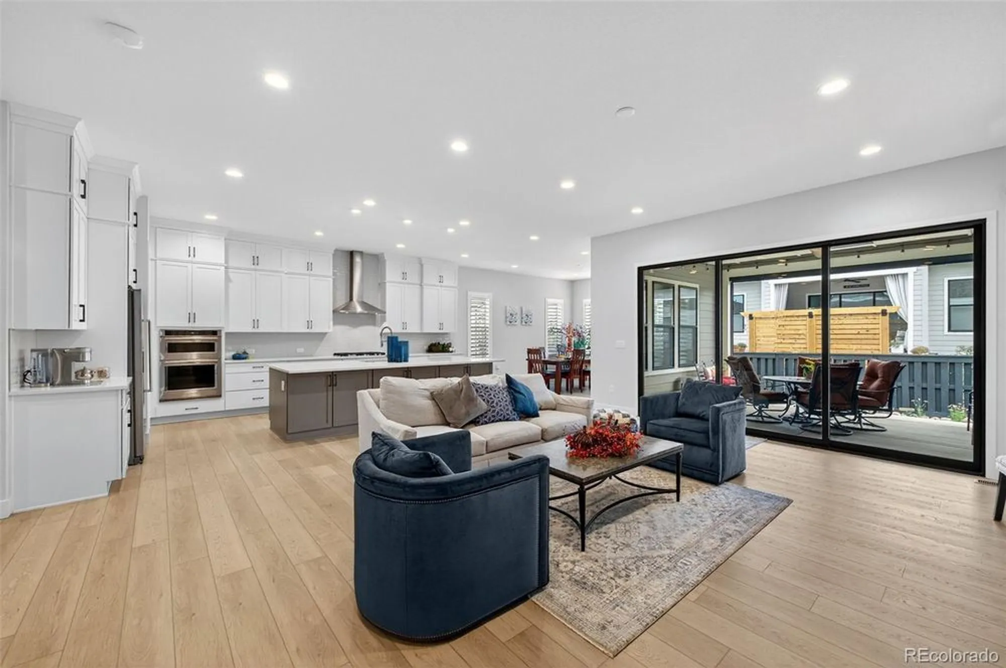 Property Slideshow image 8 of 46 | 11412 autumn moon st, Littleton, CO, 80125