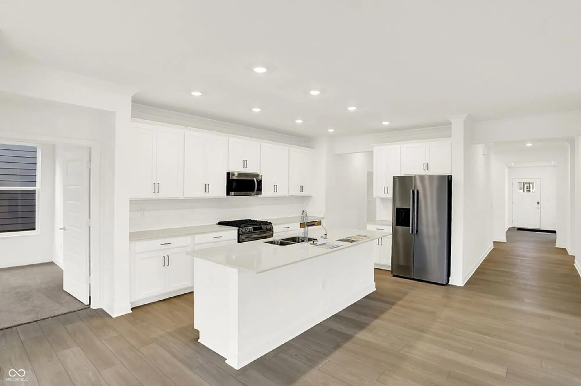 Property Slideshow image 18 of 40 | 5357 nettleton way, Avon, IN, 46123