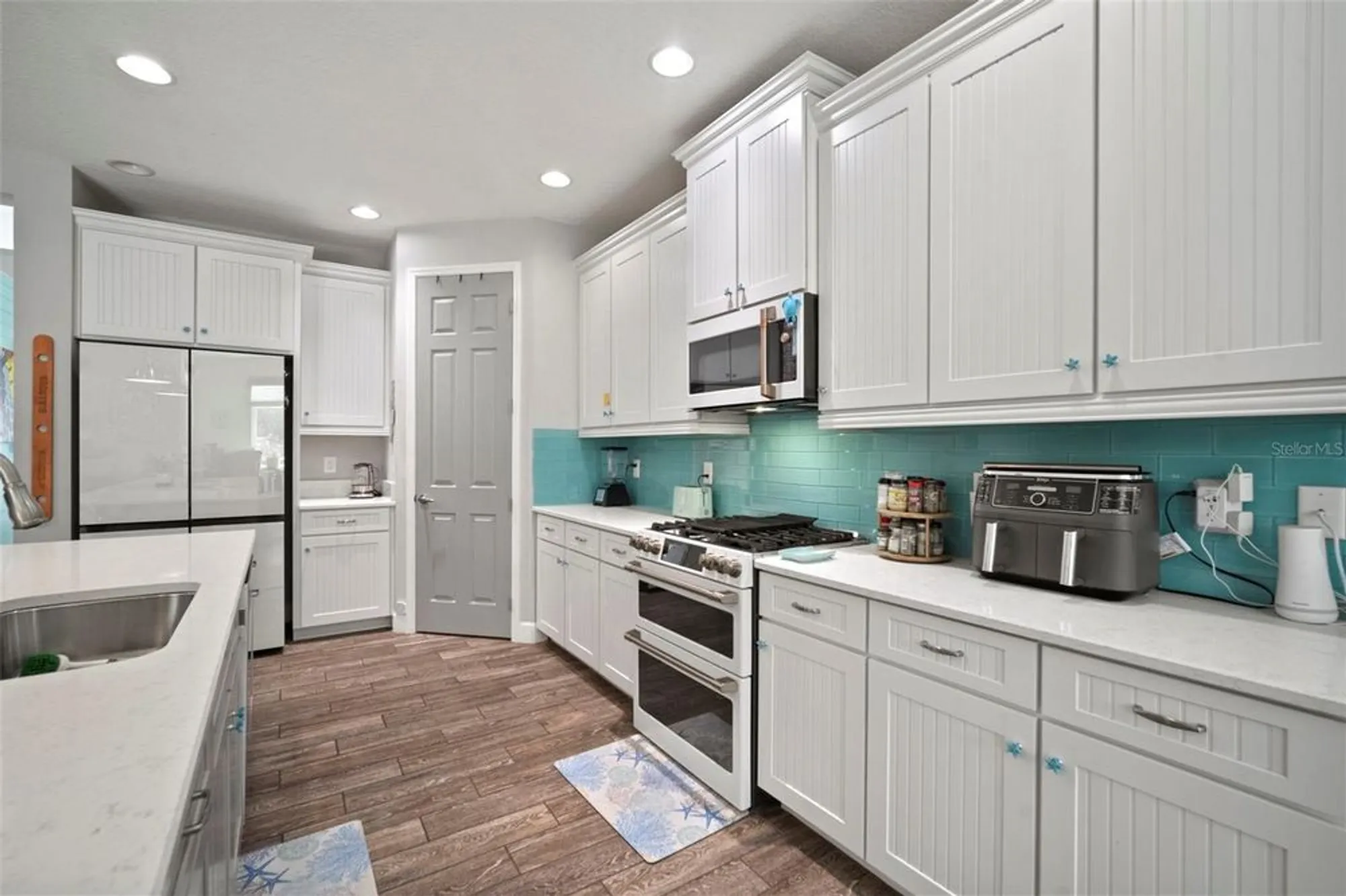 Property Slideshow image 18 of 94 | 5125 admiral pointe dr, Apollo Beach, FL, 33572