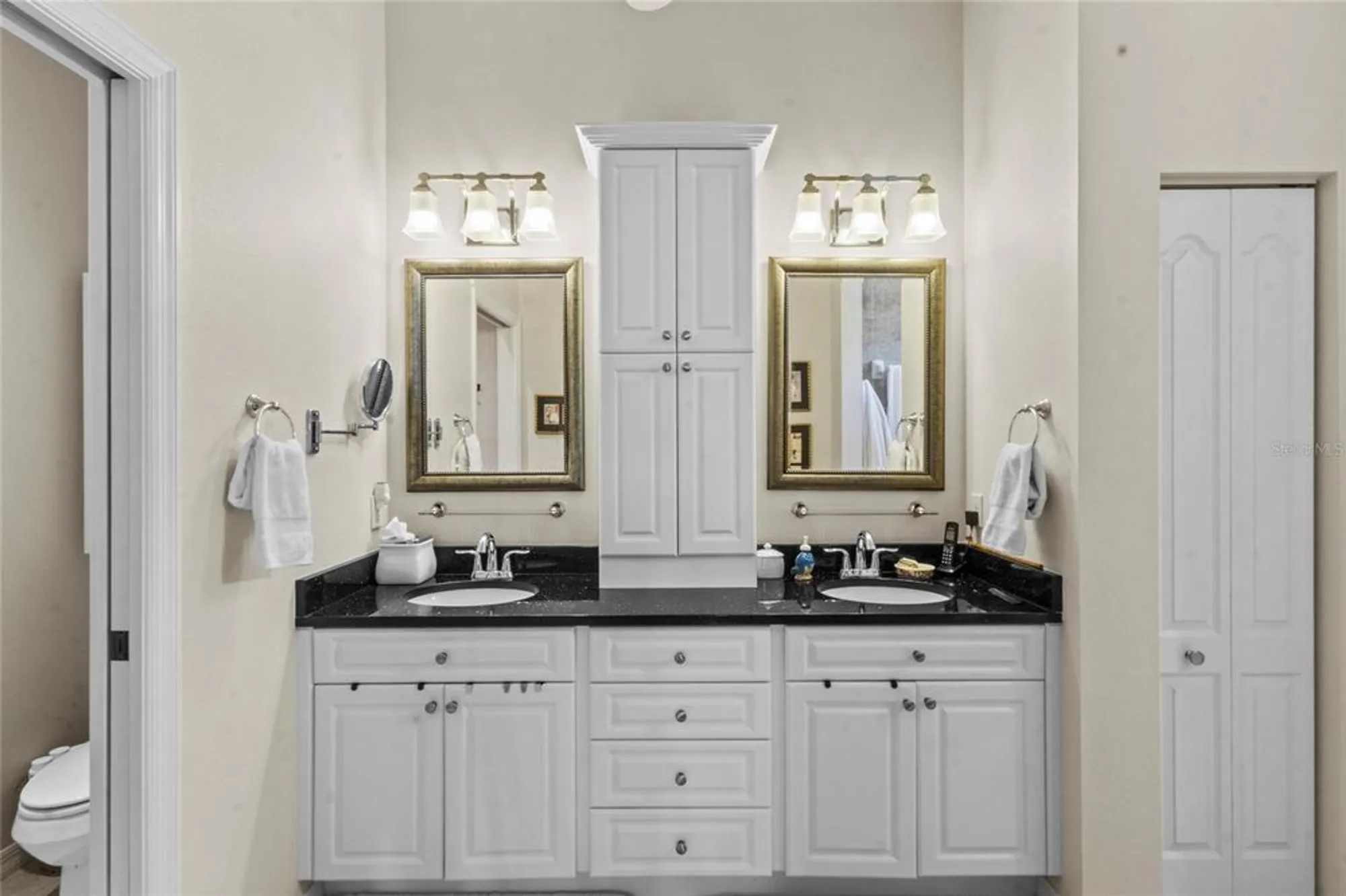 Property Slideshow image 47 of 86 | 1613 lancashire dr, Venice, FL, 34293