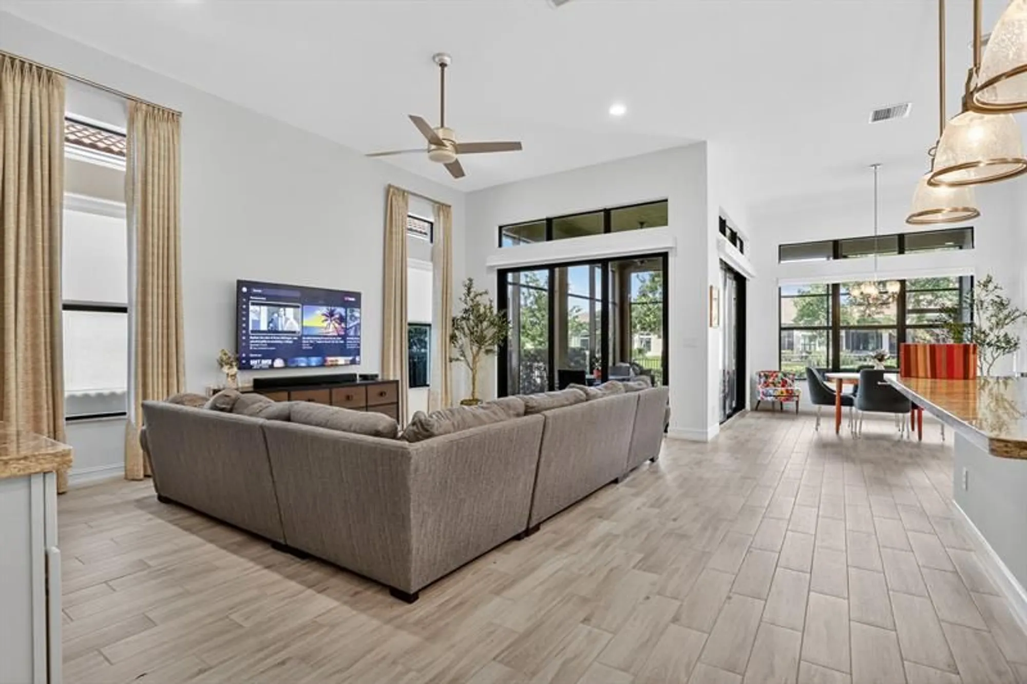 Property Slideshow image 16 of 65 | 11927 leon cir, Parkland, FL, 33076