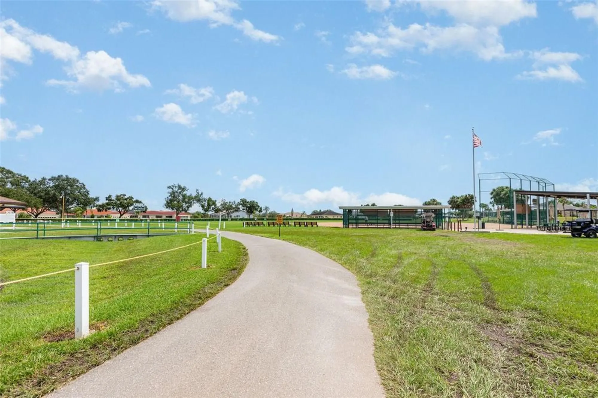 Property Slideshow image 44 of 48 | 305 cranston pl, Sun City Center, FL, 33573