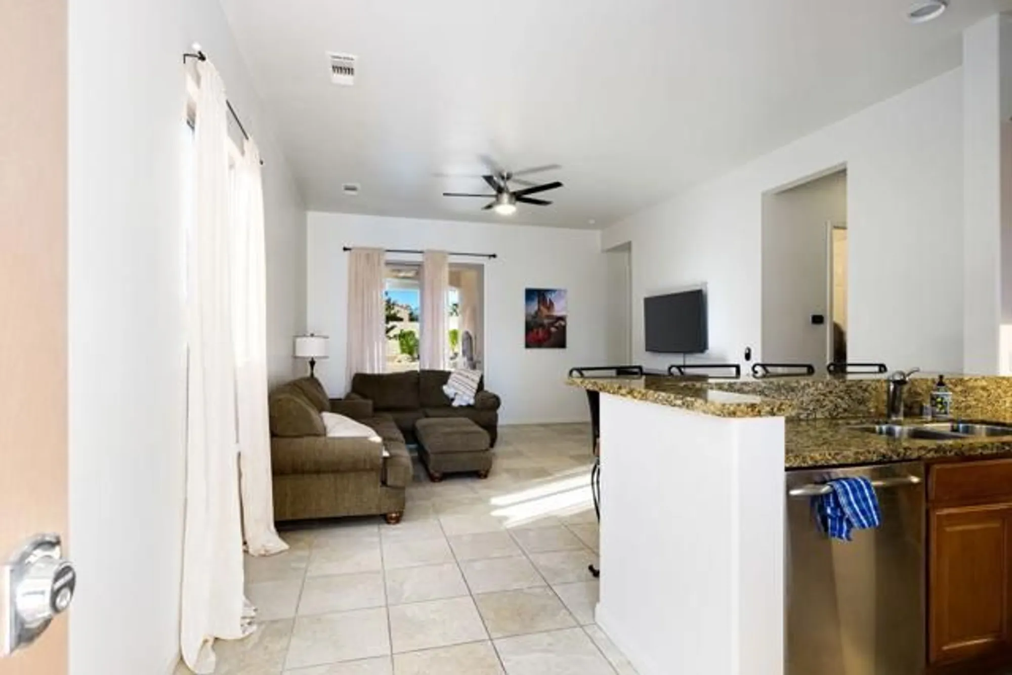 Property Slideshow image 7 of 40 | 40767 calle los osos, Indio, CA, 92203