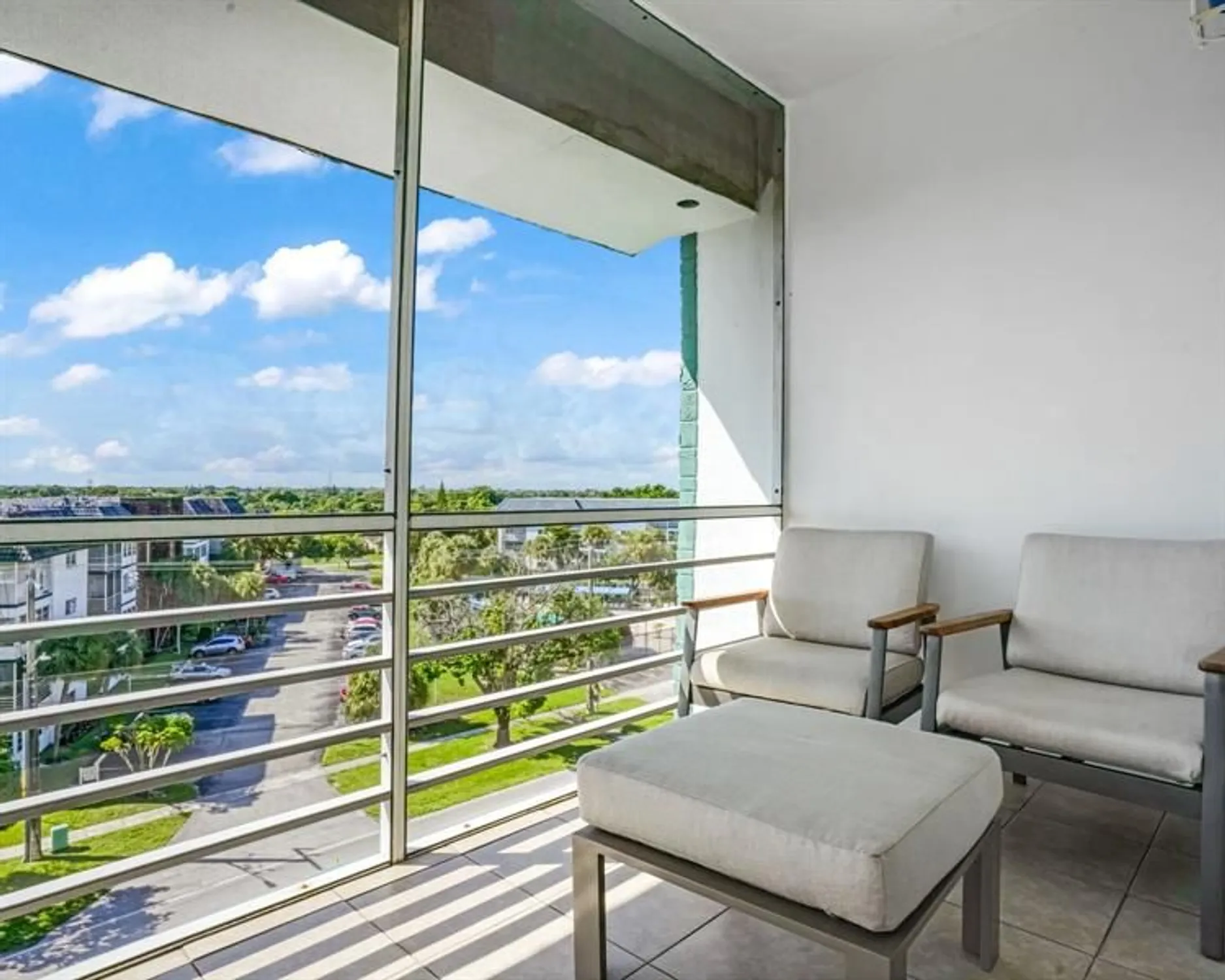 Property Slideshow image 6 of 21 | 4751 nw 21st st apt 604, Lauderhill, FL, 33313