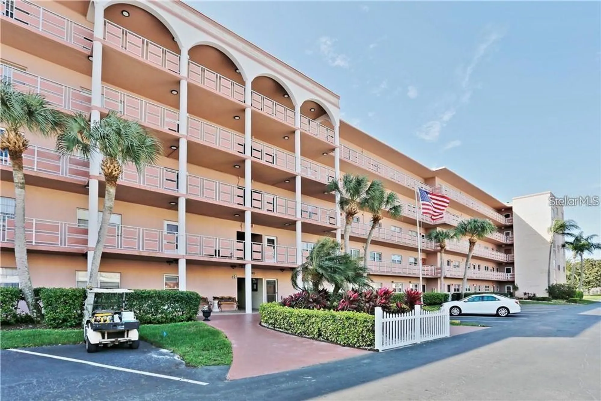Property Slideshow image 1 of 40 | 5521 80th st n unit 503, St Petersburg, FL, 33709