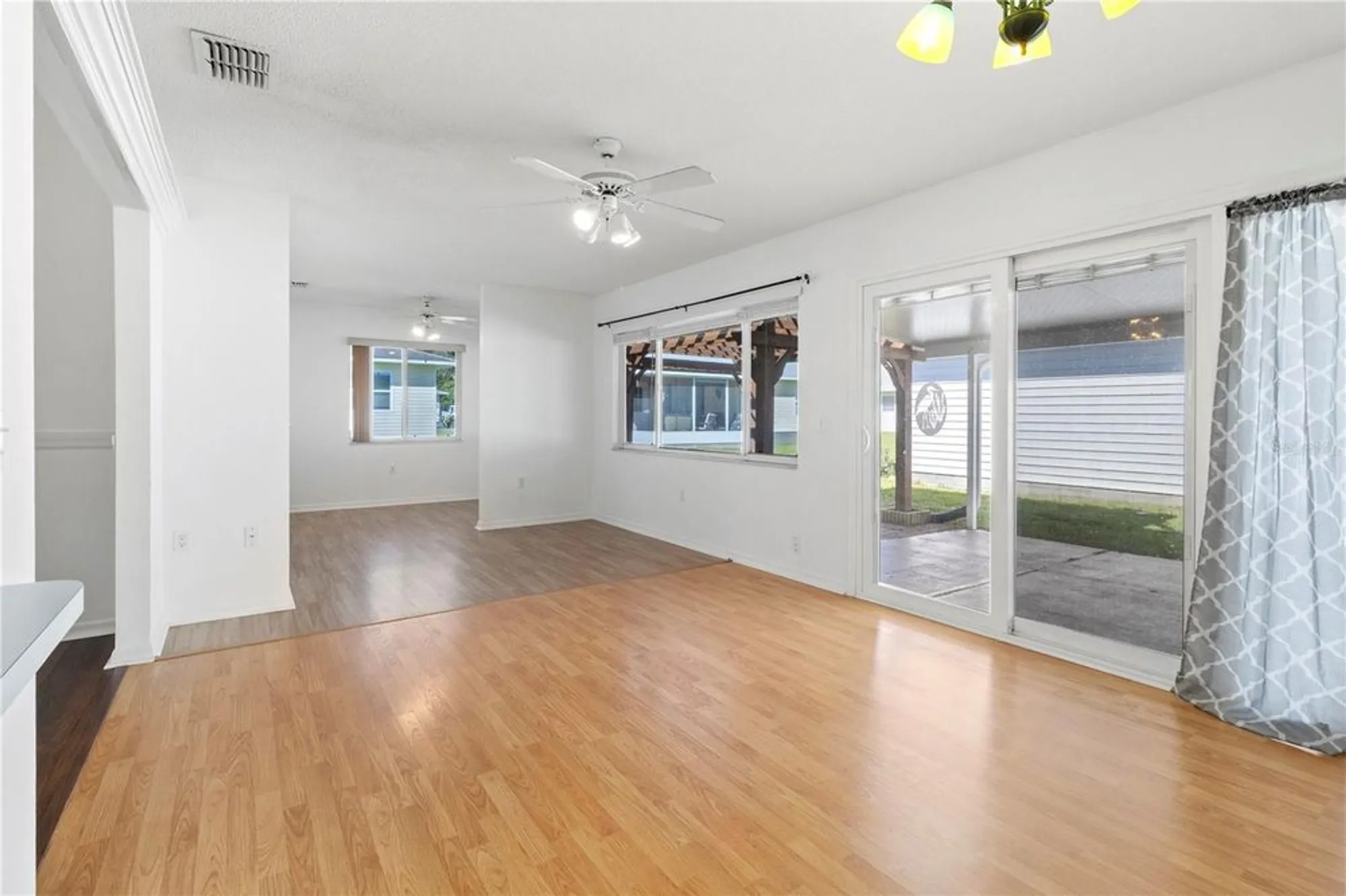 Property Slideshow image 15 of 46 | 1618 birchwood loop, Lakeland, FL, 33811