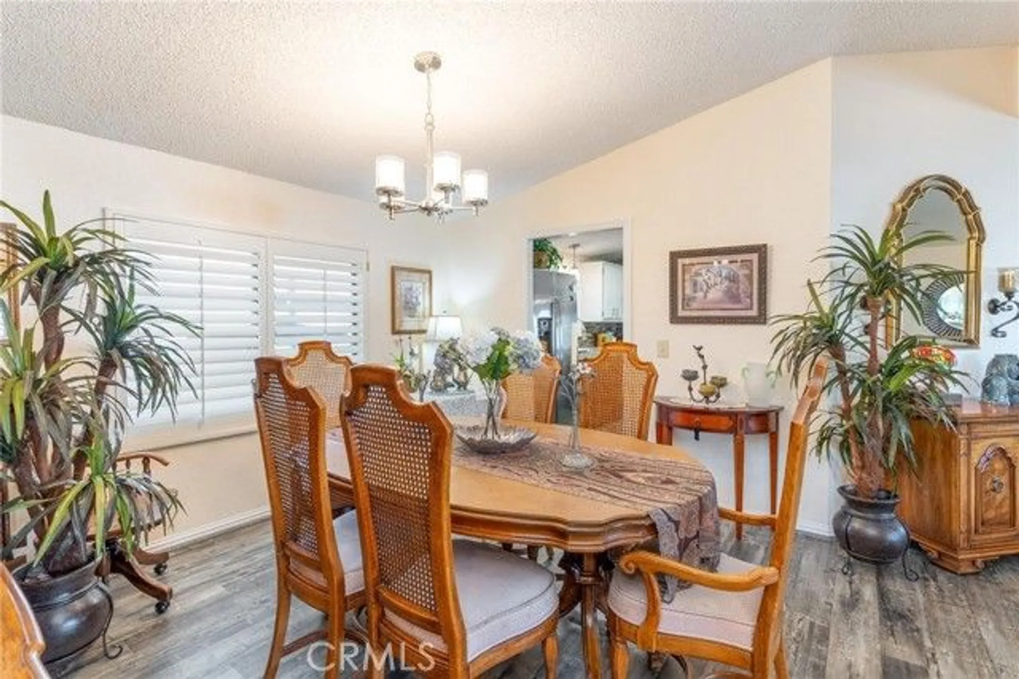 Property Slideshow image 6 of 49 | 38124 calle amigable, Murrieta, CA, 92563