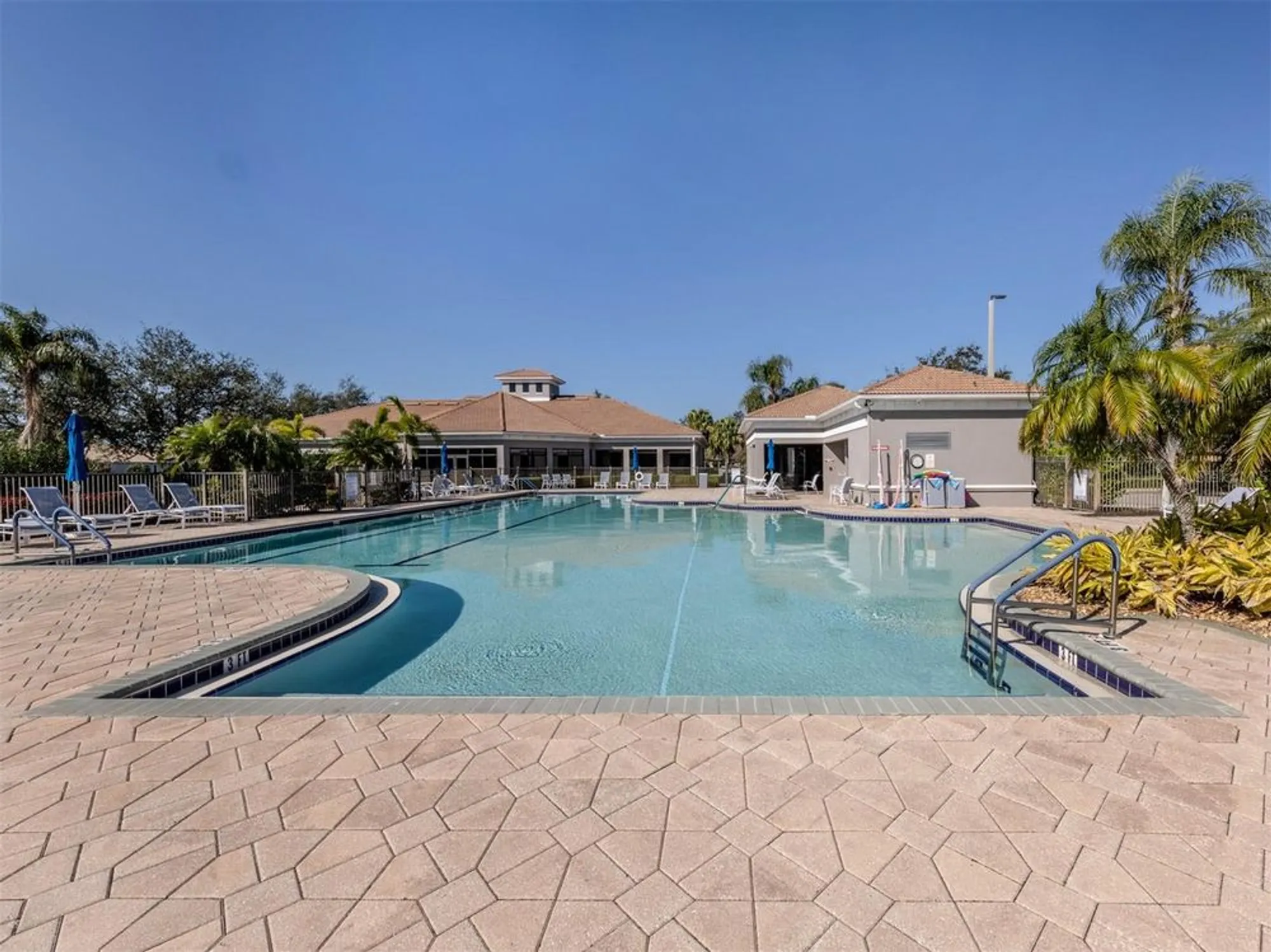 Property Slideshow image 36 of 55 | 4238 mackay falls ter, Sarasota, FL, 34243