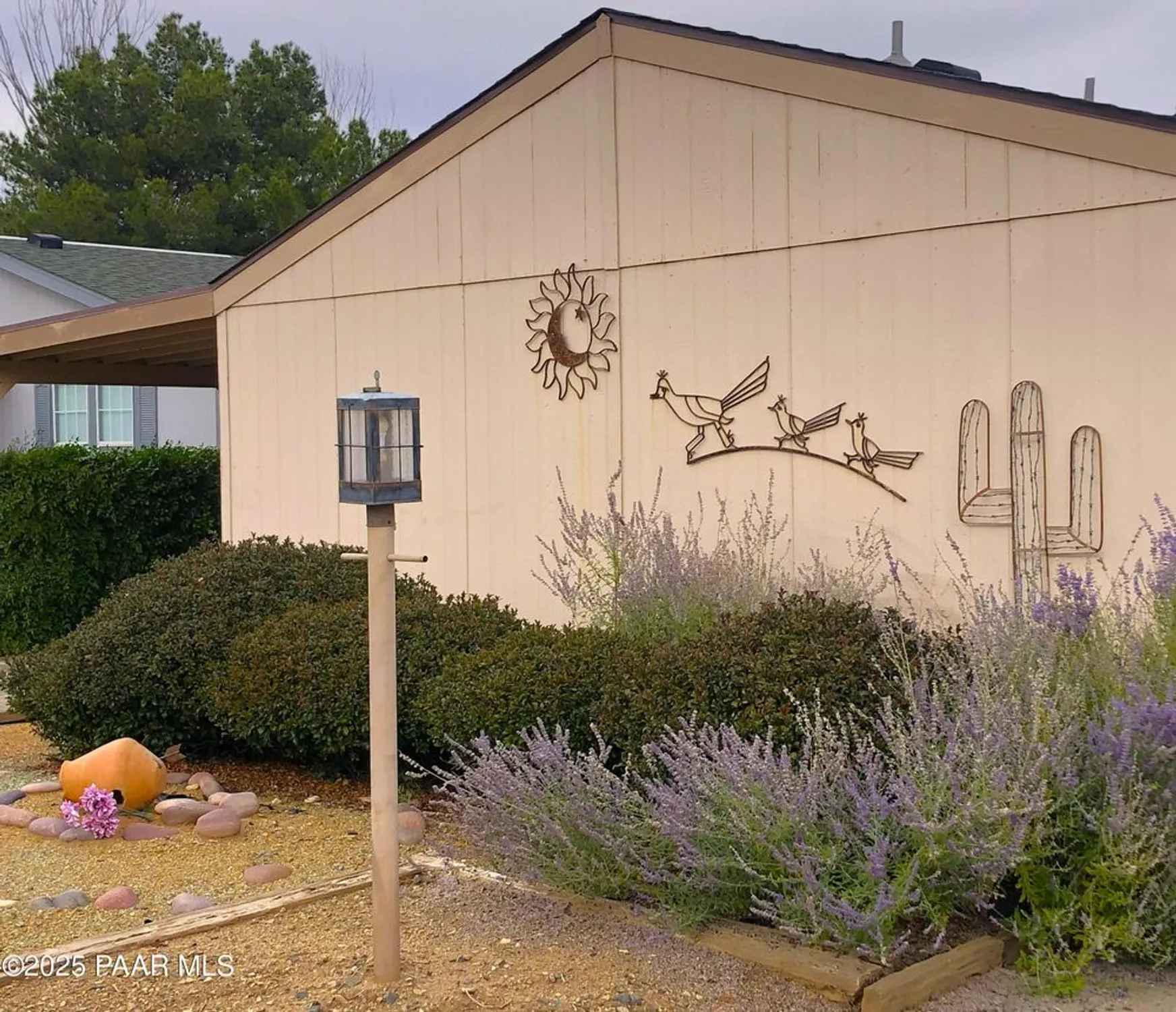 Property Slideshow image 2 of 6 | 623 n blue spruce dr, Dewey-Humboldt, AZ, 86327