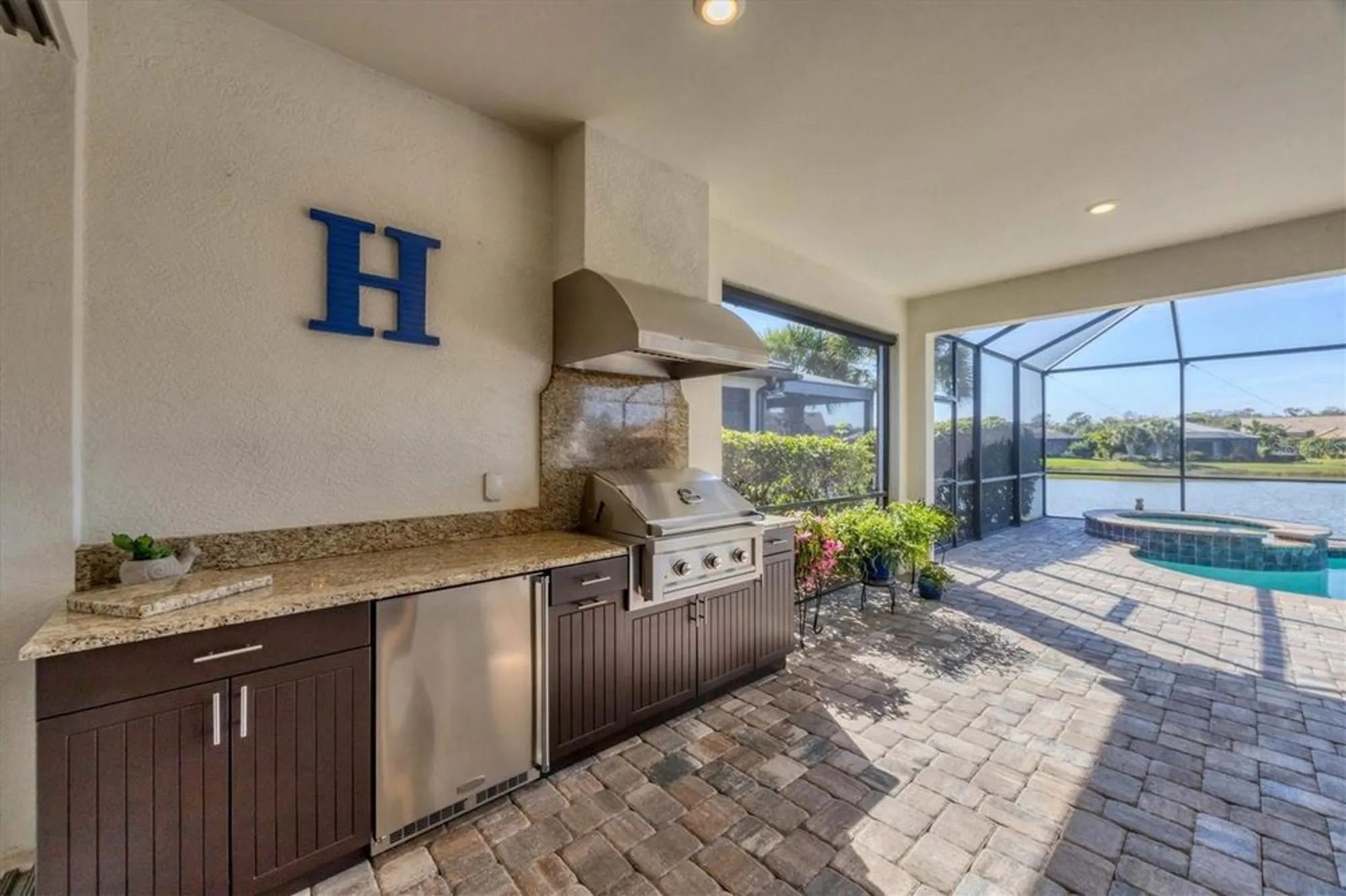 Property Slideshow image 25 of 73 | 7332 chester trl, Bradenton, FL, 34202