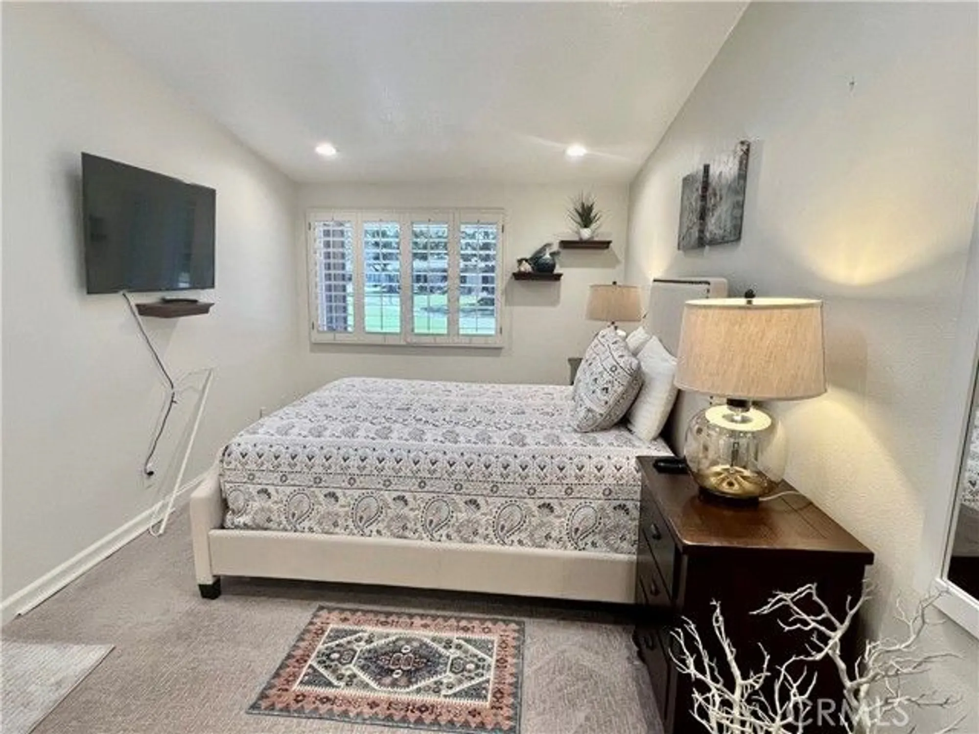 Property Slideshow image 13 of 26 | 13100 shawnee ln # m11 # 208h, Seal Beach, CA, 90740