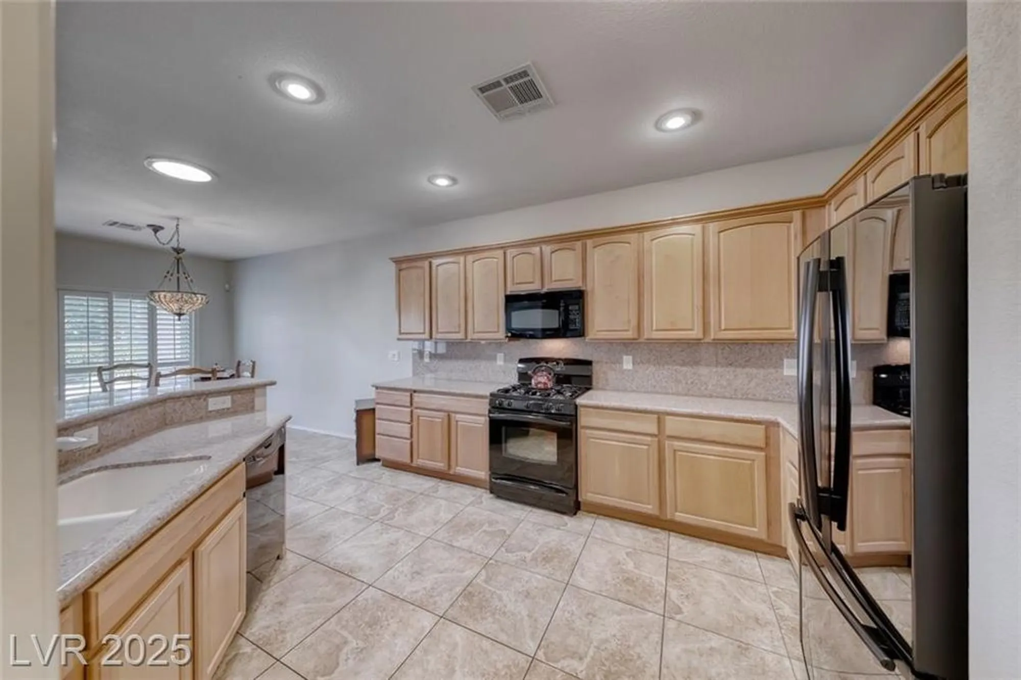 Property Slideshow image 15 of 51 | 2404 anderson park dr, Henderson, NV, 89044