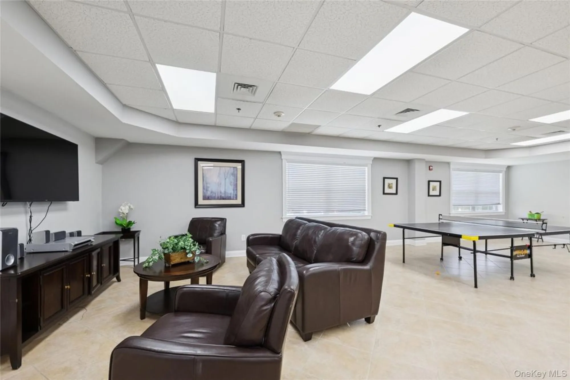 Property Slideshow image 26 of 39 | 1228 willow ln, Valley Stream, NY, 11580