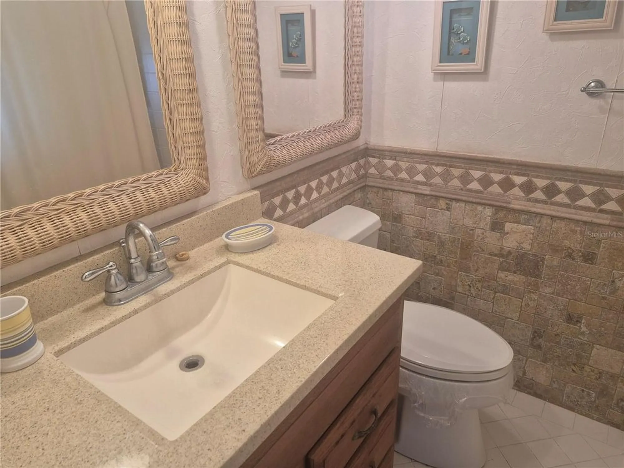 Property Slideshow image 15 of 30 | 4750 cove cir apt 303, St Petersburg, FL, 33708