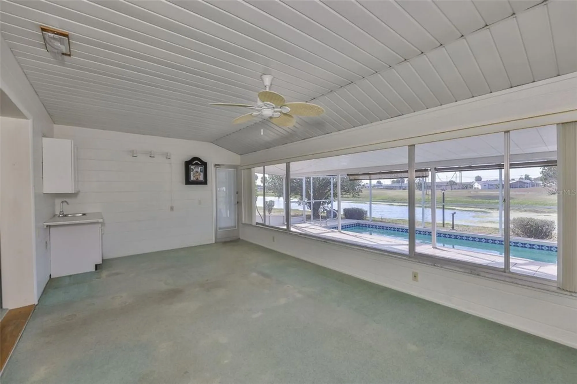 Property Slideshow image 19 of 63 | 1502 desert hills dr, Sun City Center, FL, 33573