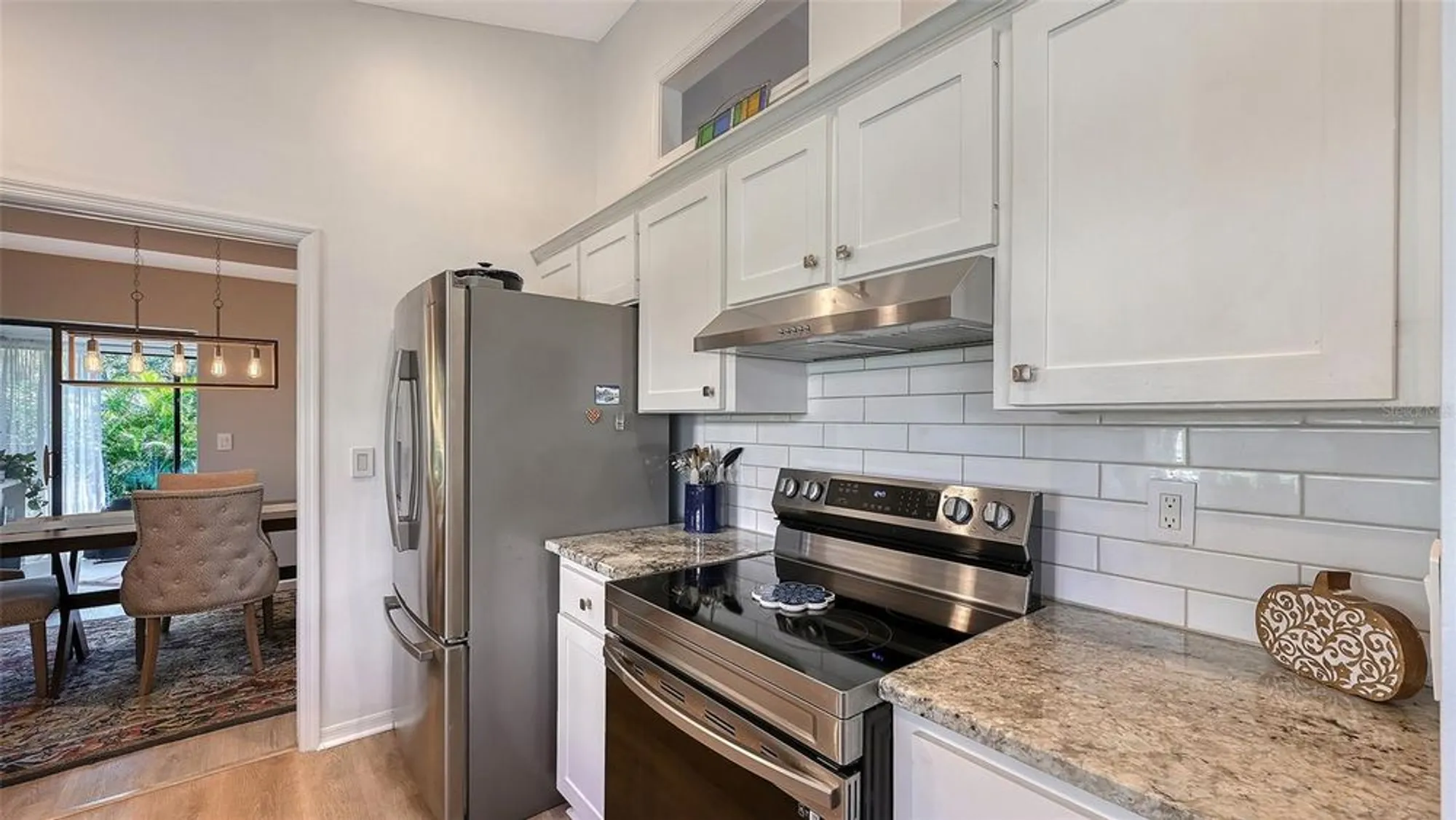 Property Slideshow image 21 of 49 | 7360 oak moss dr # 4, Sarasota, FL, 34241